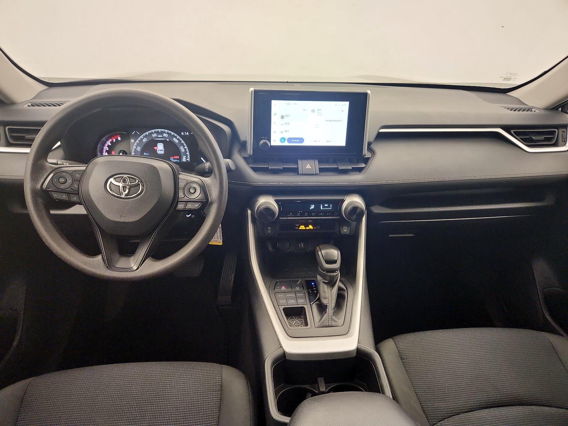 Thumbnail: 2024 Toyota RAV4 - 9