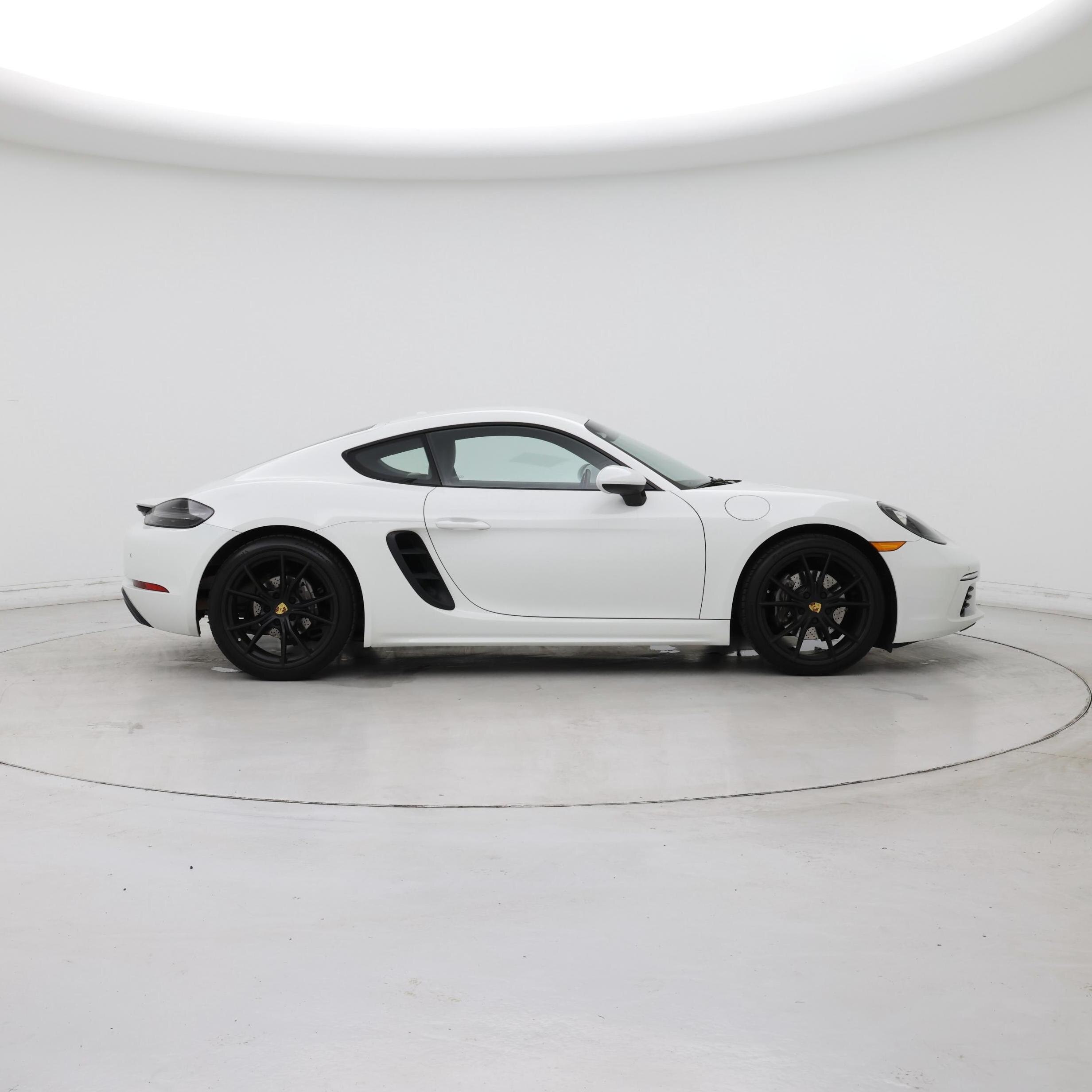 Thumbnail: 2018 Porsche 718 Cayman - 7