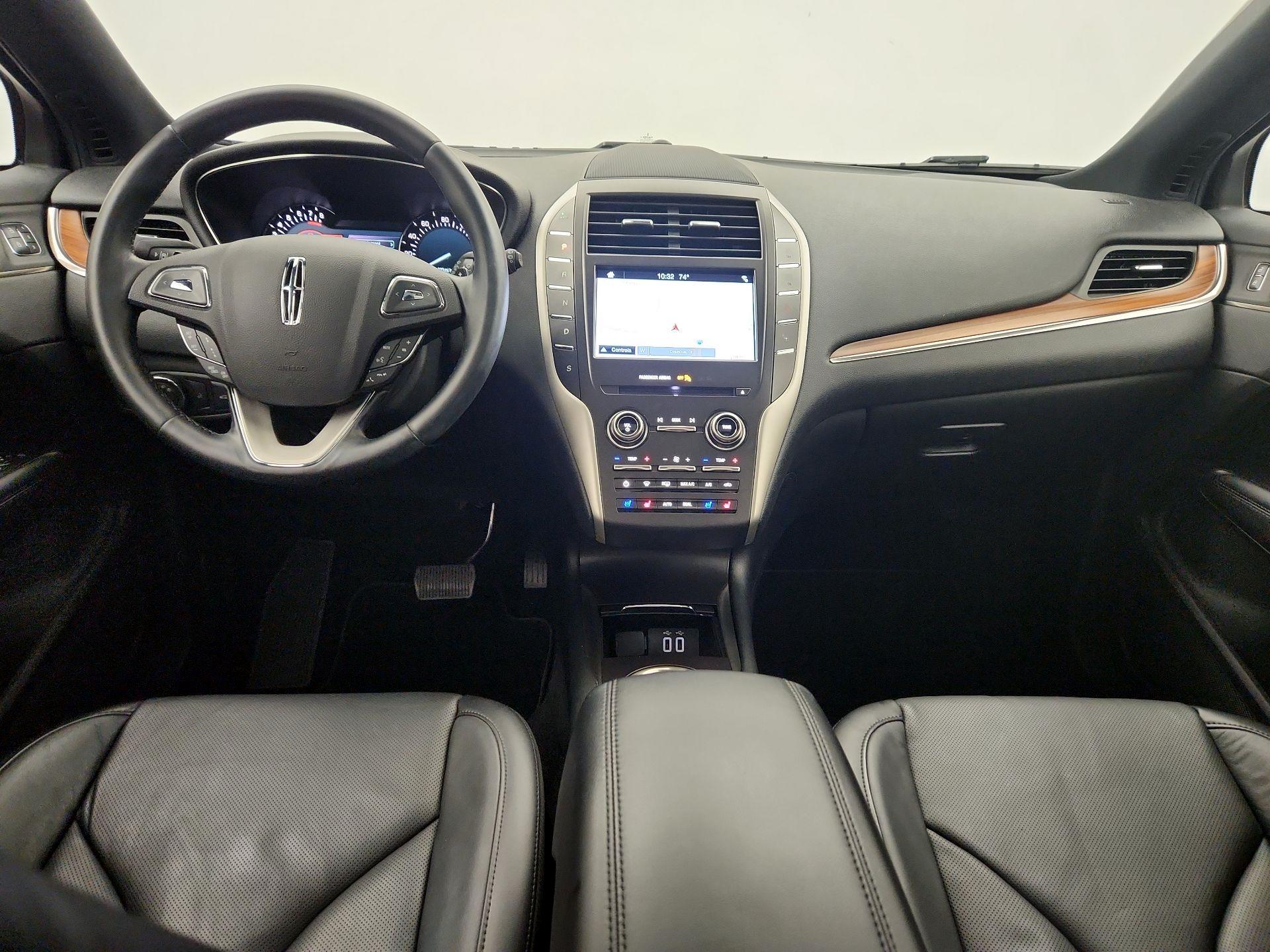 Thumbnail: 2017 Lincoln MKC - 9