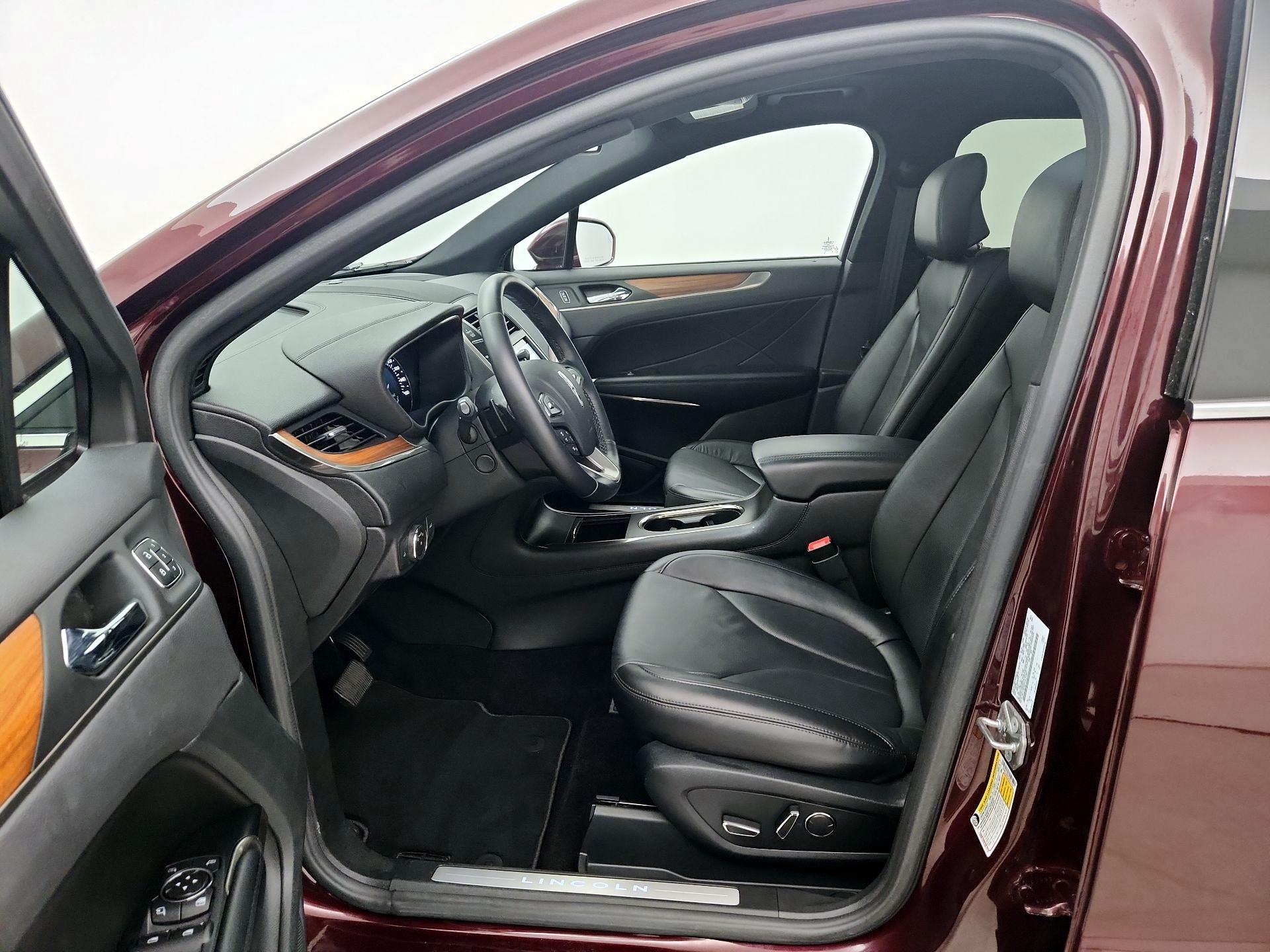 Thumbnail: 2017 Lincoln MKC - 11