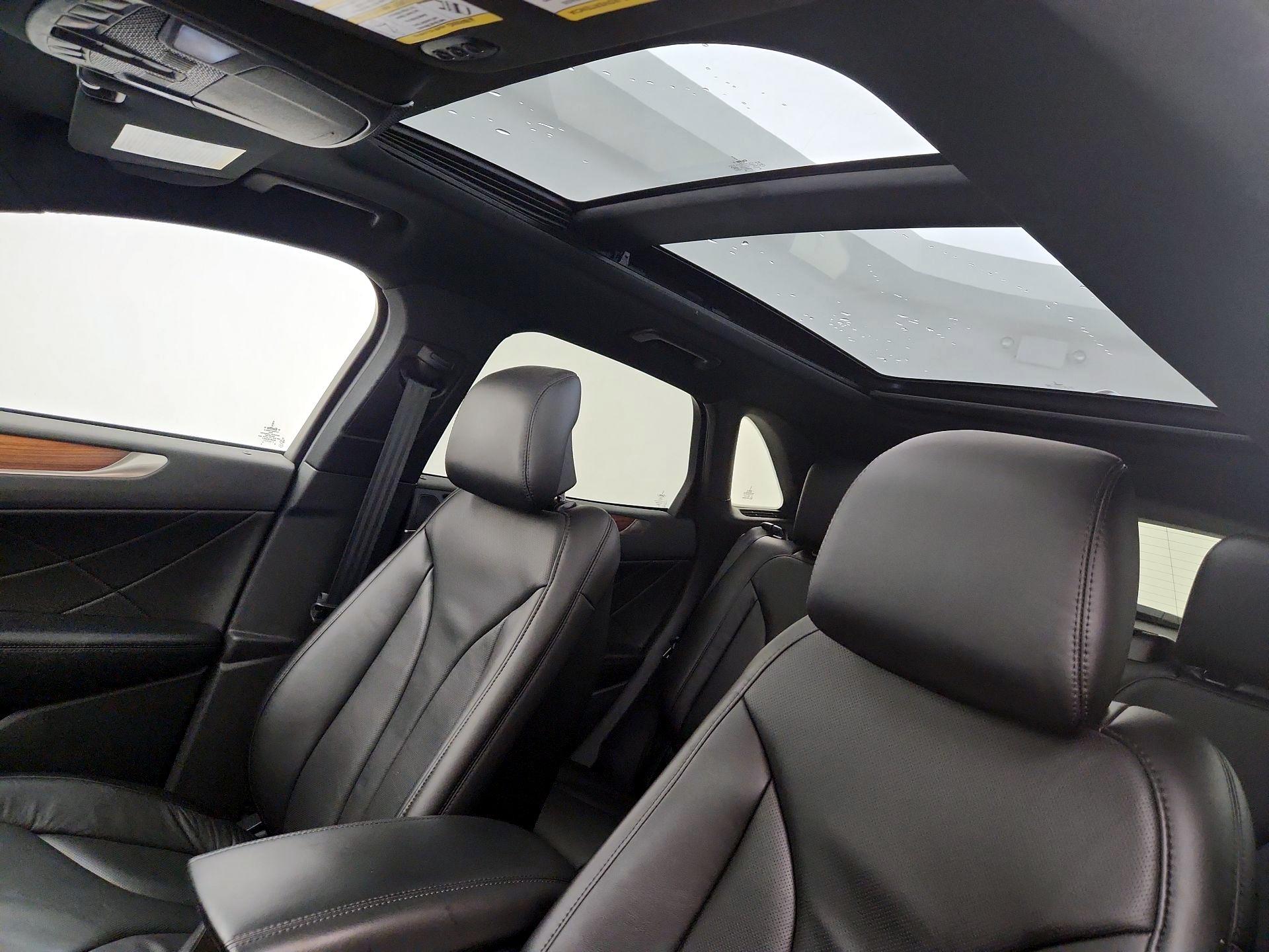 Thumbnail: 2017 Lincoln MKC - 20