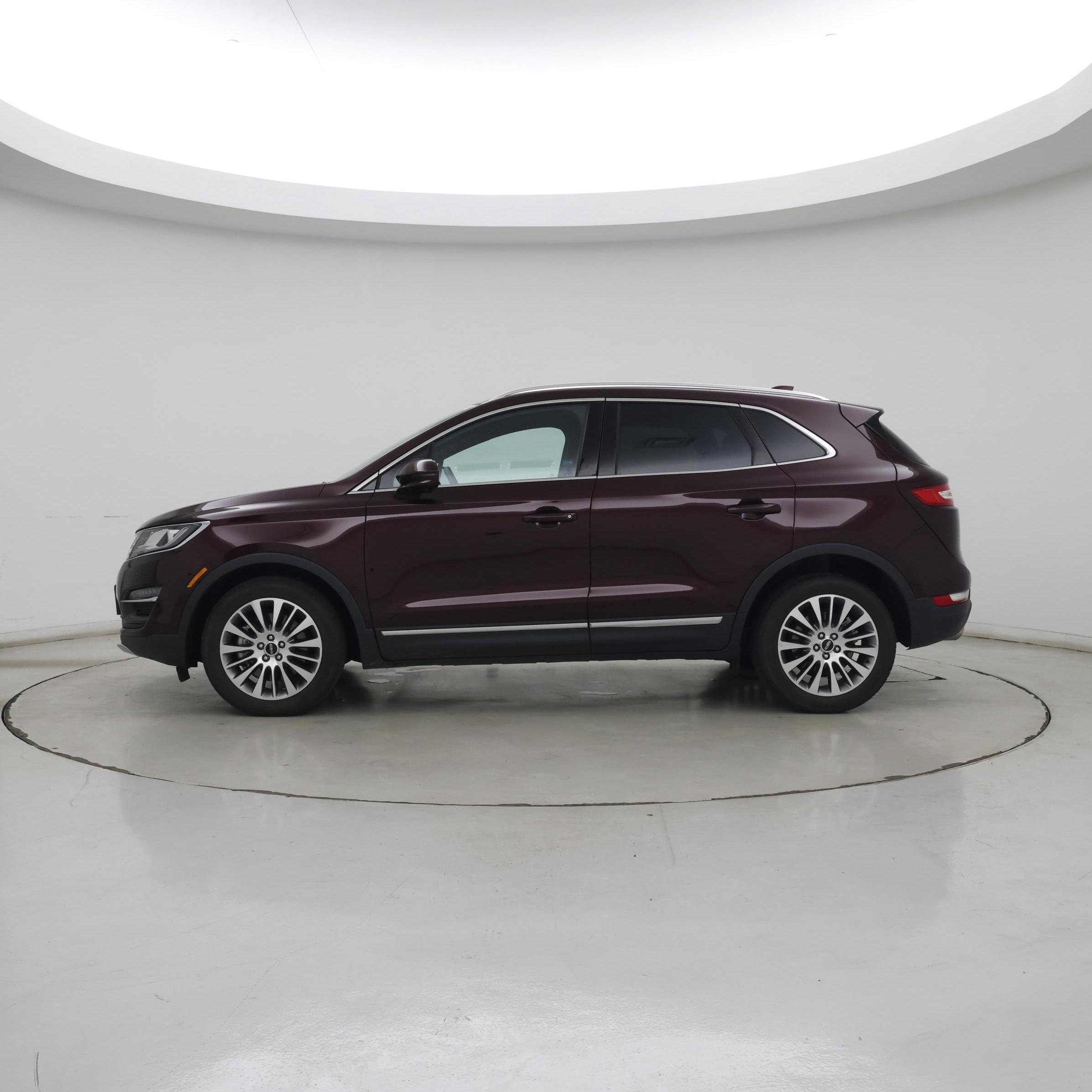 Thumbnail: 2017 Lincoln MKC - 3