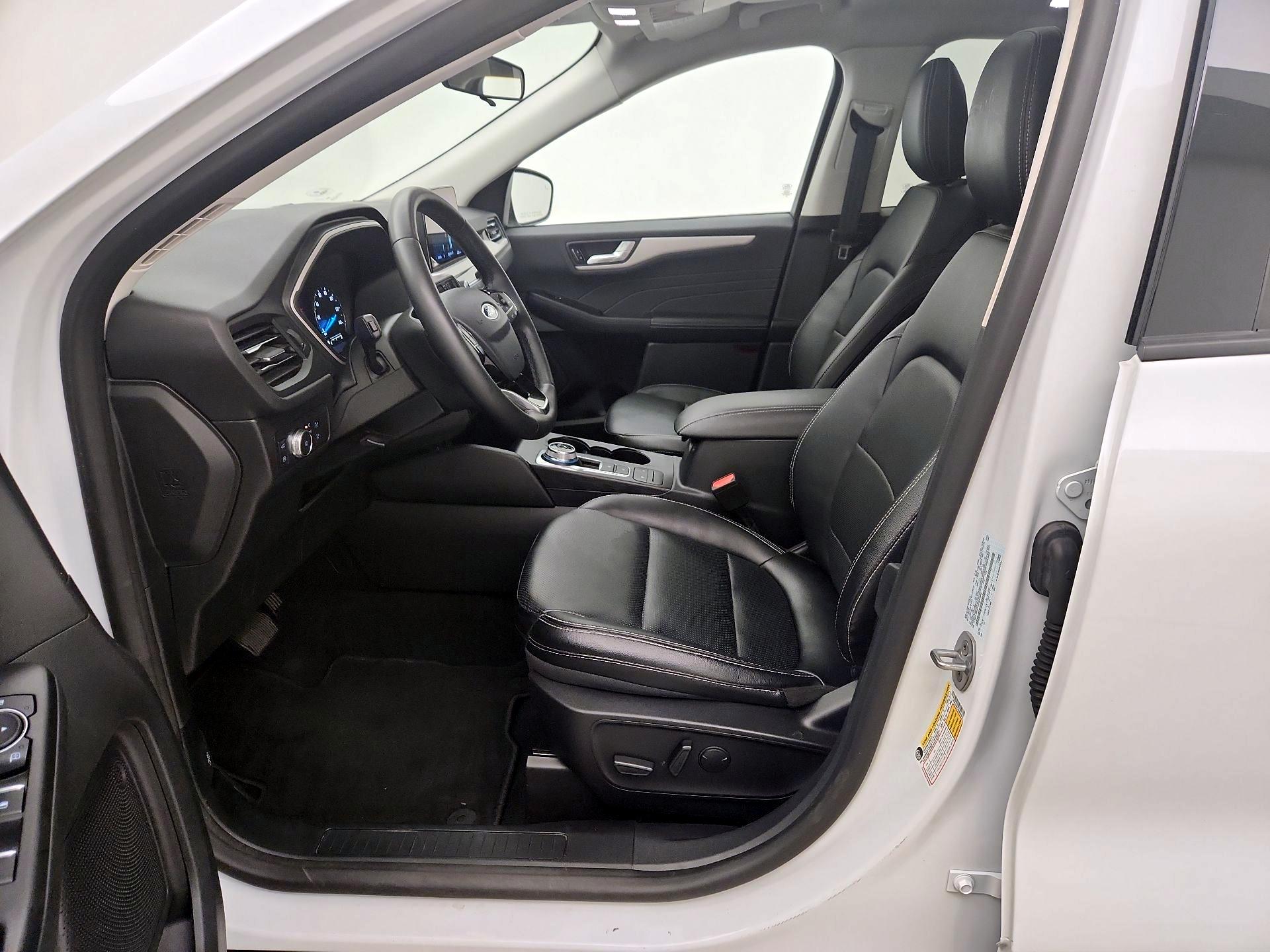 Thumbnail: 2022 Ford Escape - 11