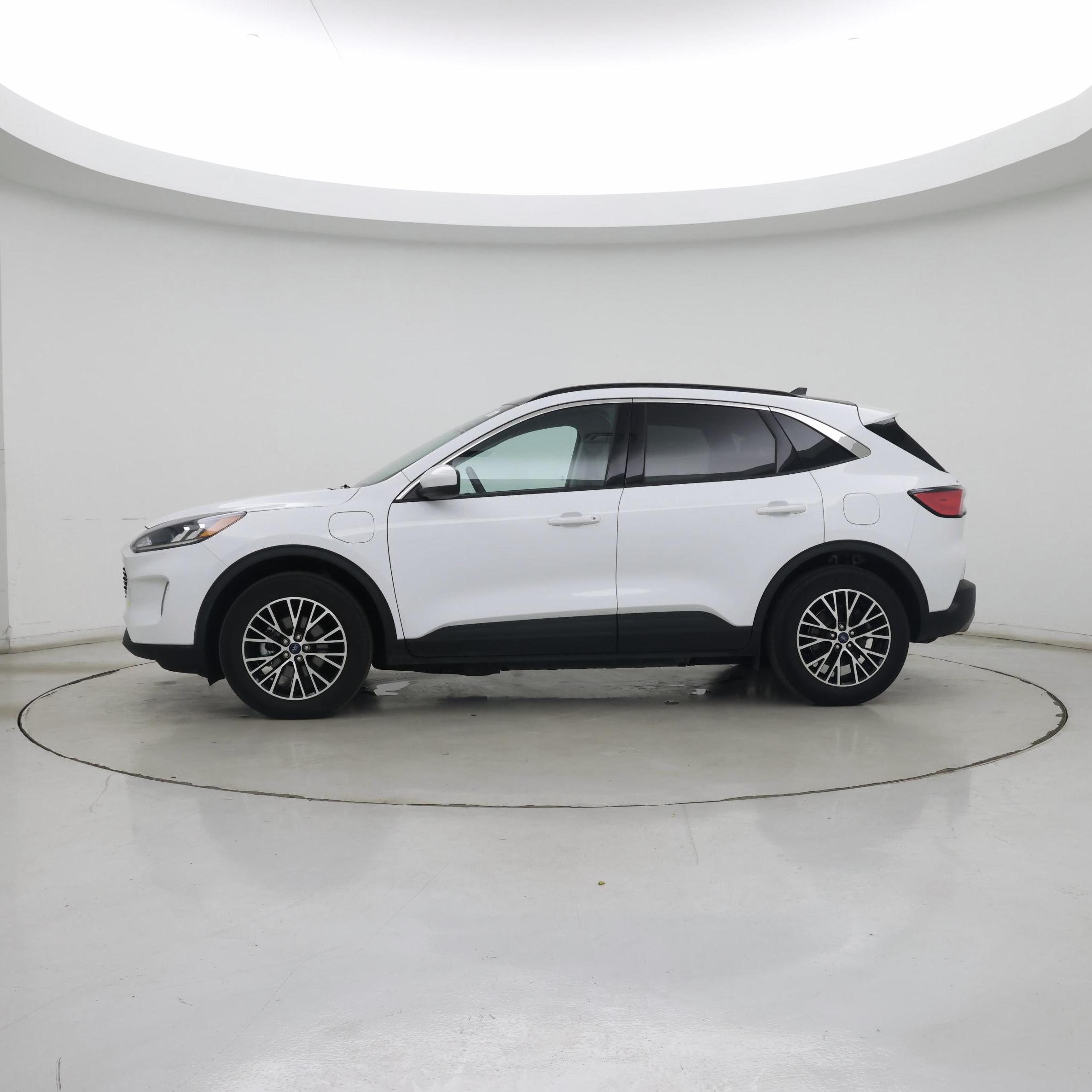 Thumbnail: 2022 Ford Escape - 3