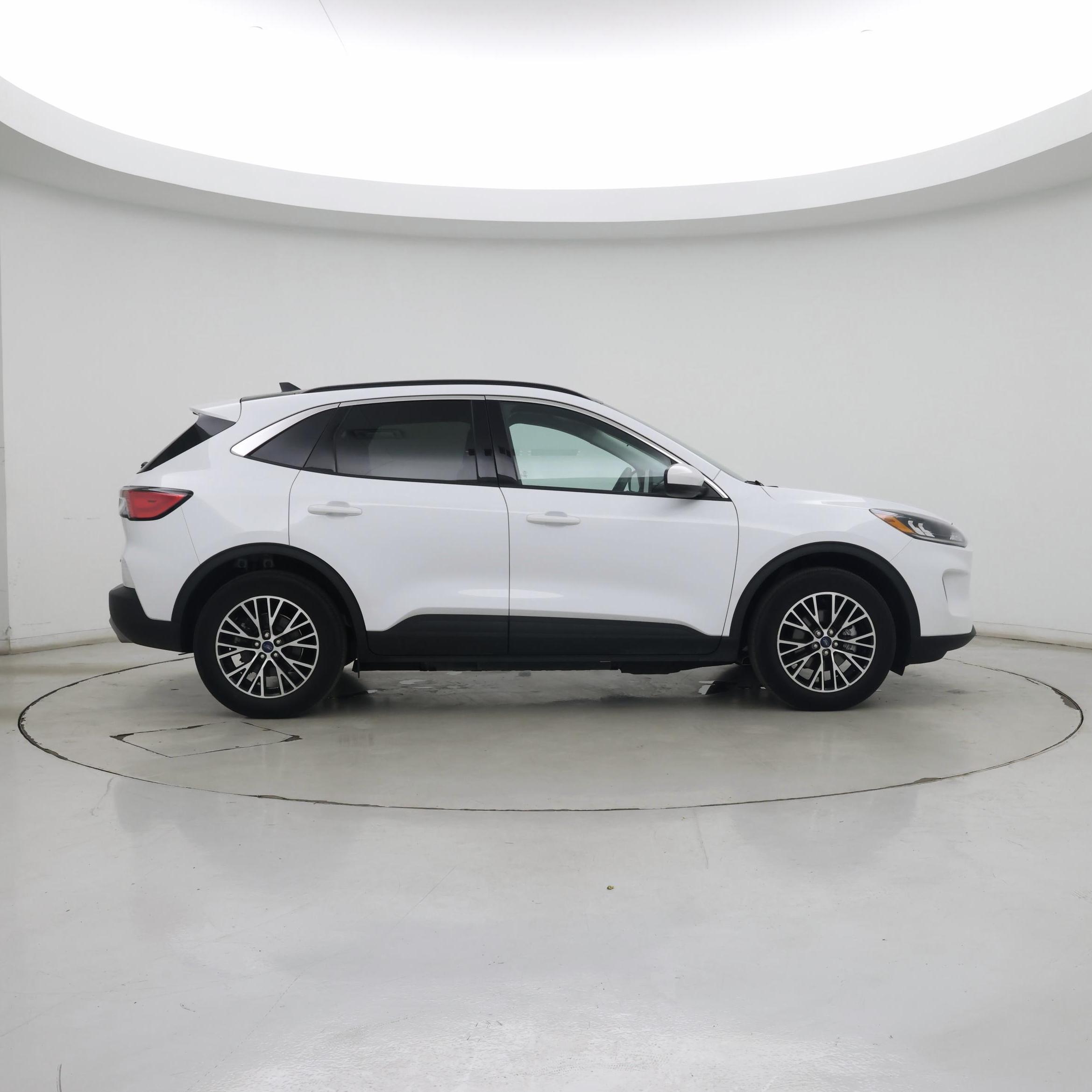 Thumbnail: 2022 Ford Escape - 7