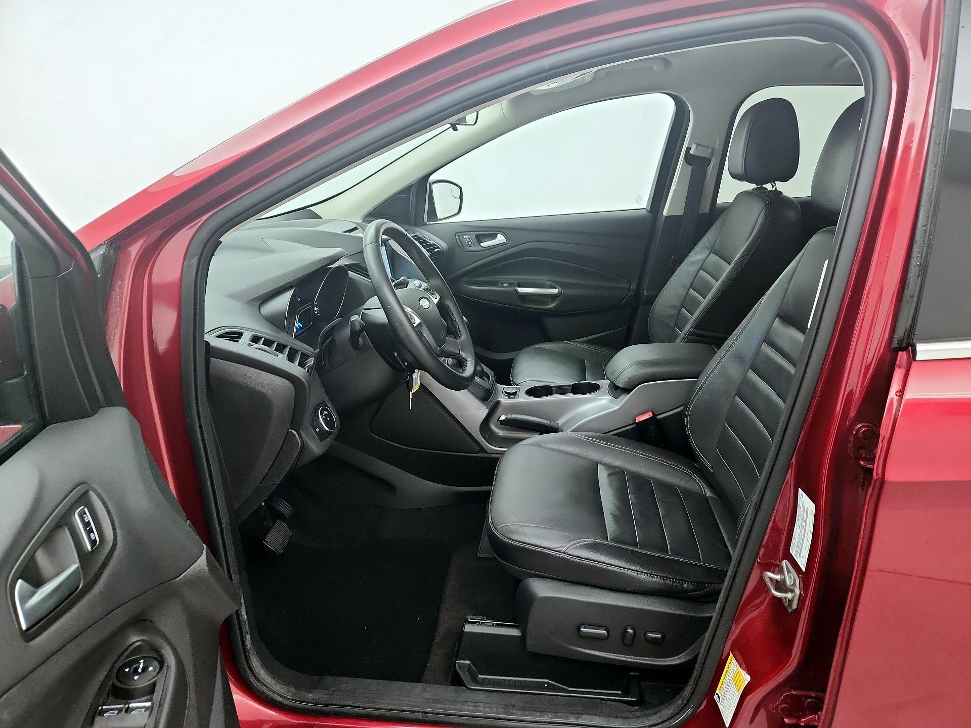 Thumbnail: 2016 Ford Escape - 11
