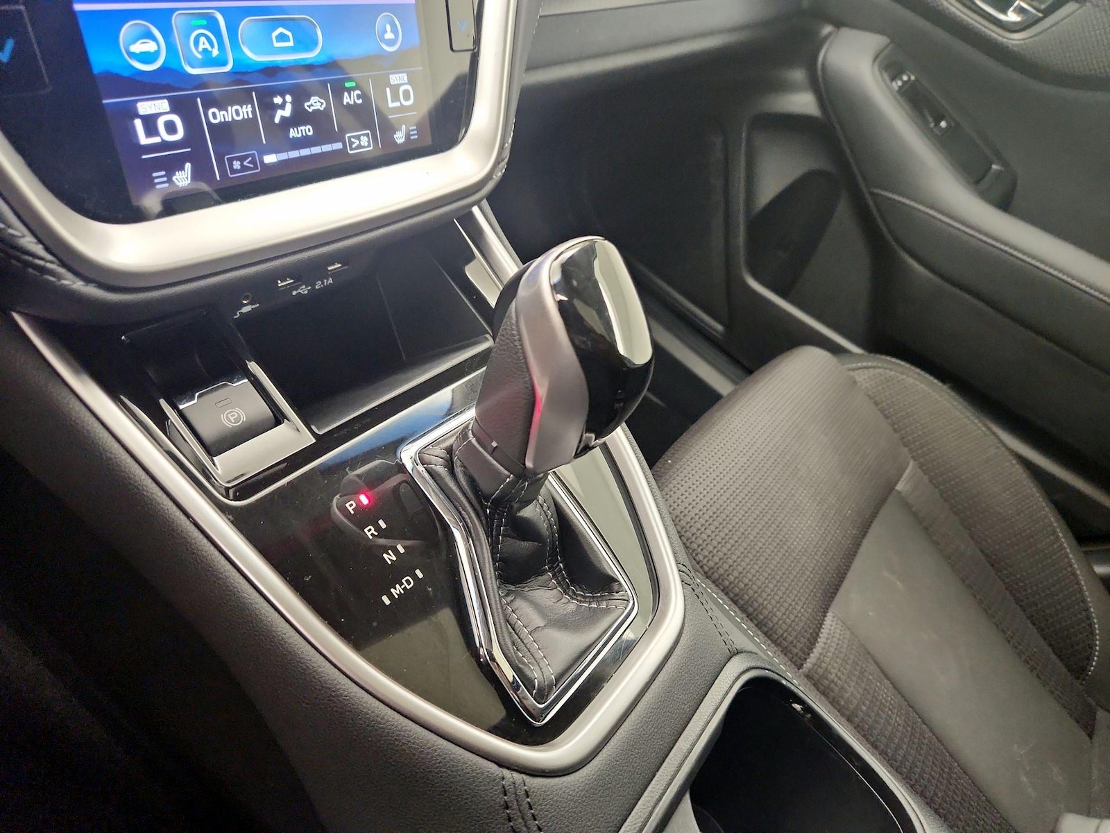 2022 Subaru Outback Premium - Photo 18