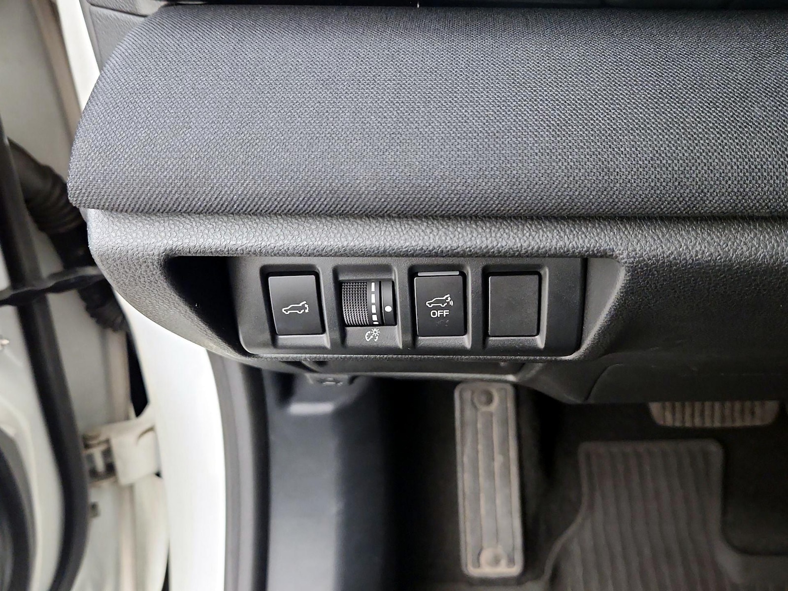 2020 Subaru Outback Premium - Photo 14