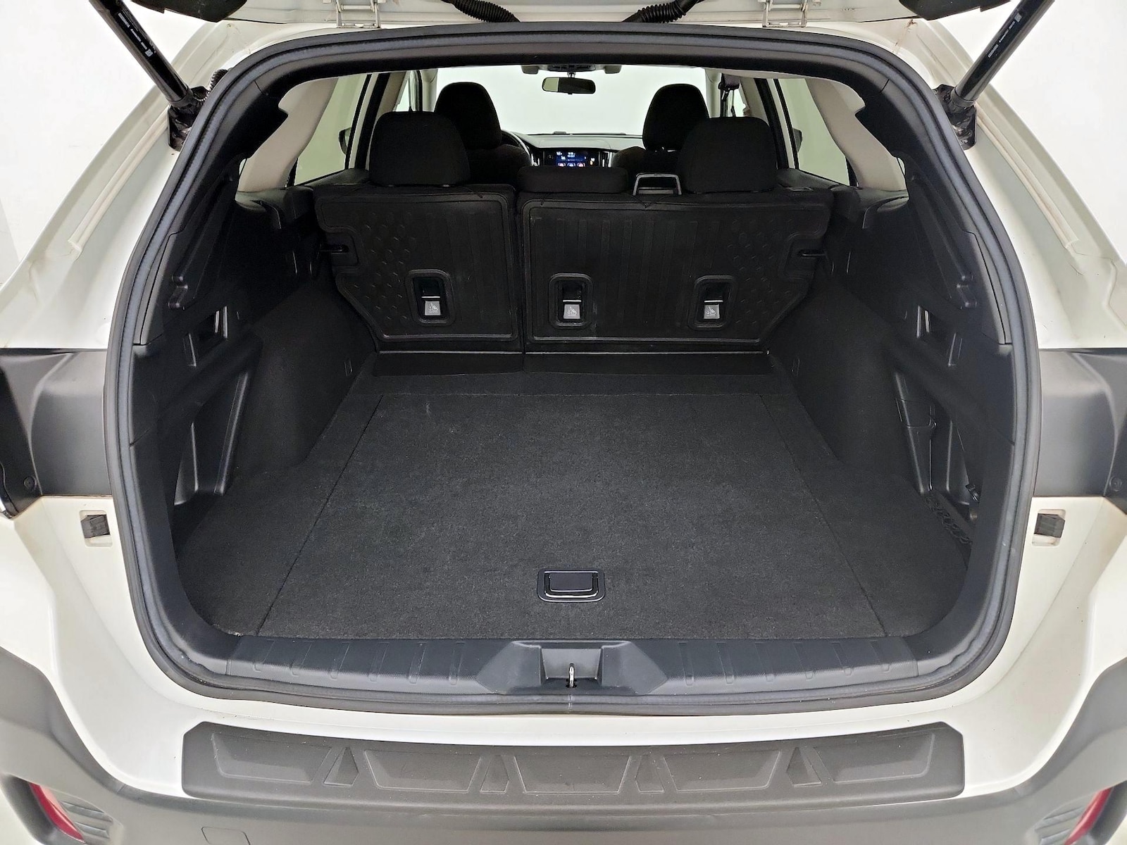 2020 Subaru Outback Premium - Photo 23