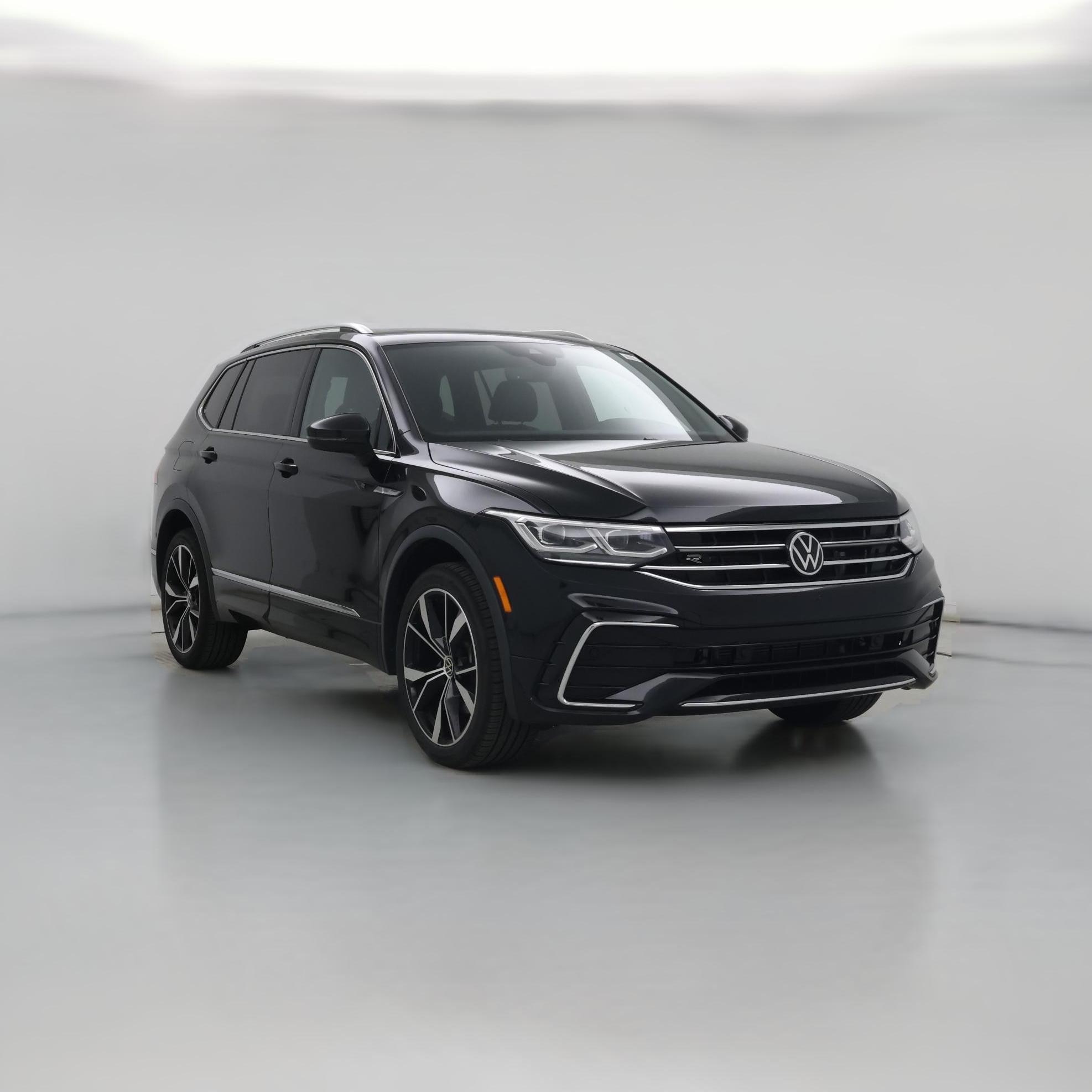 Thumbnail: 2022 Volkswagen Tiguan - 1