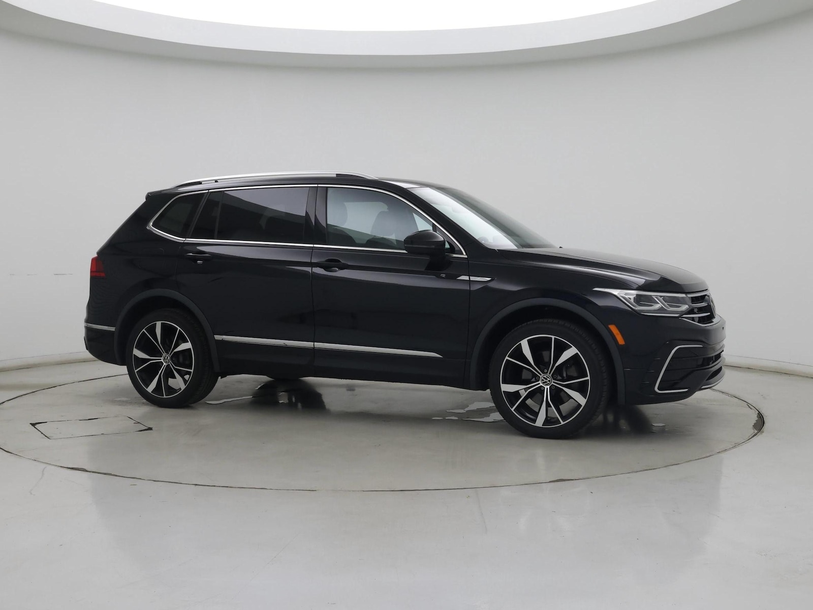 2022 Volkswagen Tiguan SEL R-LINE - Photo 8