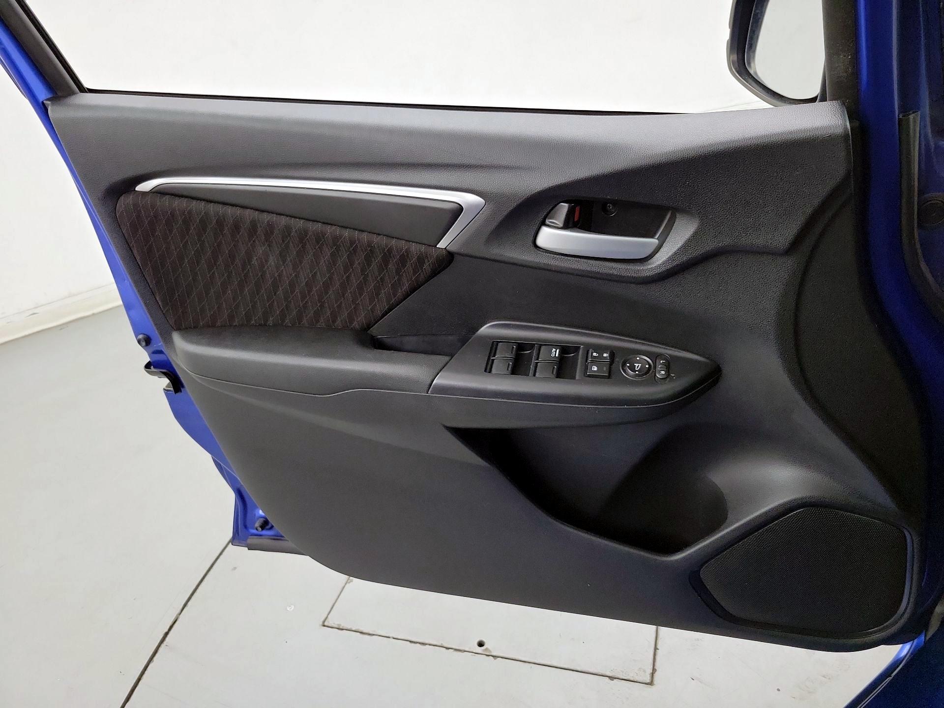 Thumbnail: 2020 Honda Fit - 10