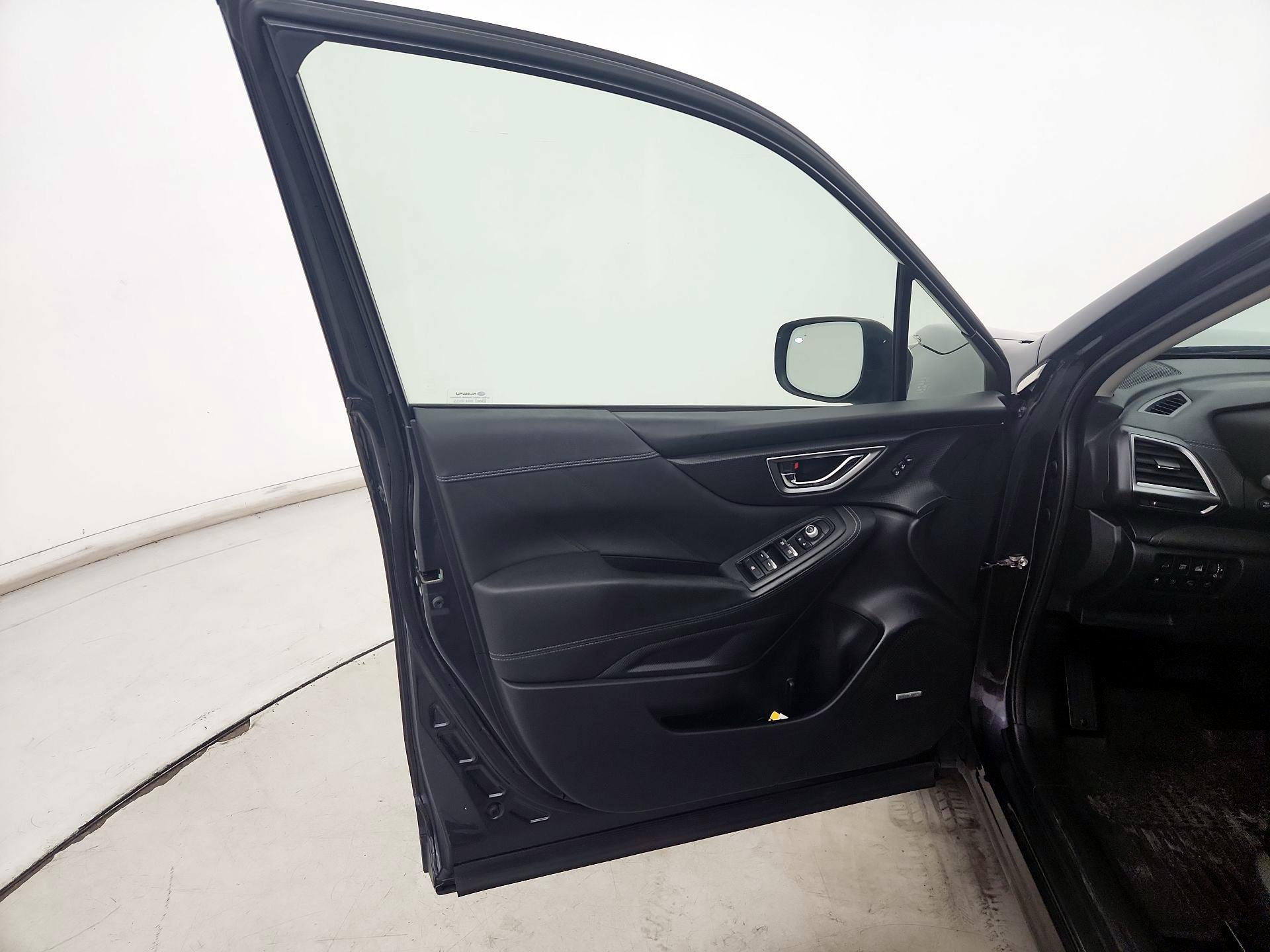 Thumbnail: 2019 Subaru Forester - 10
