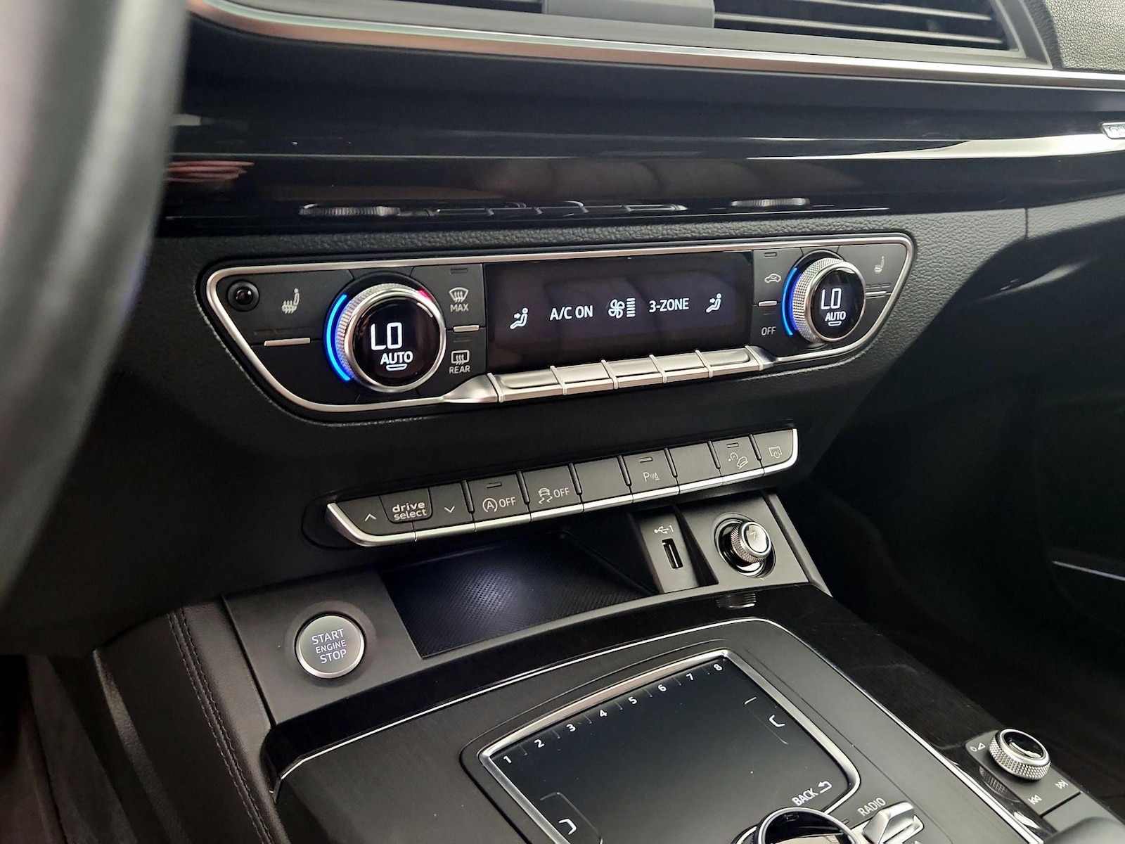 2020 Audi Q5 Premium Plus - Photo 16