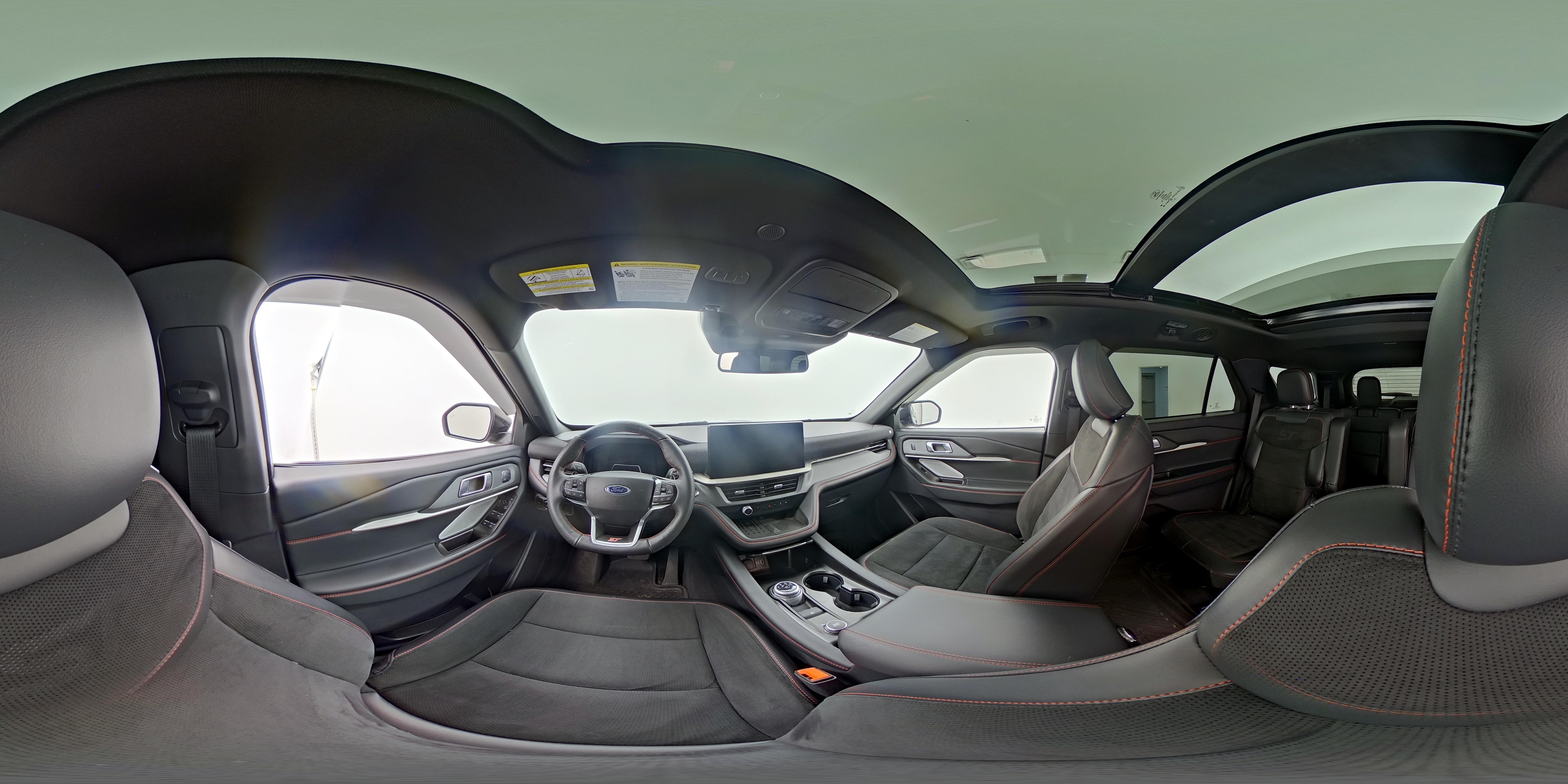 2025 Ford Explorer ST - Photo 26
