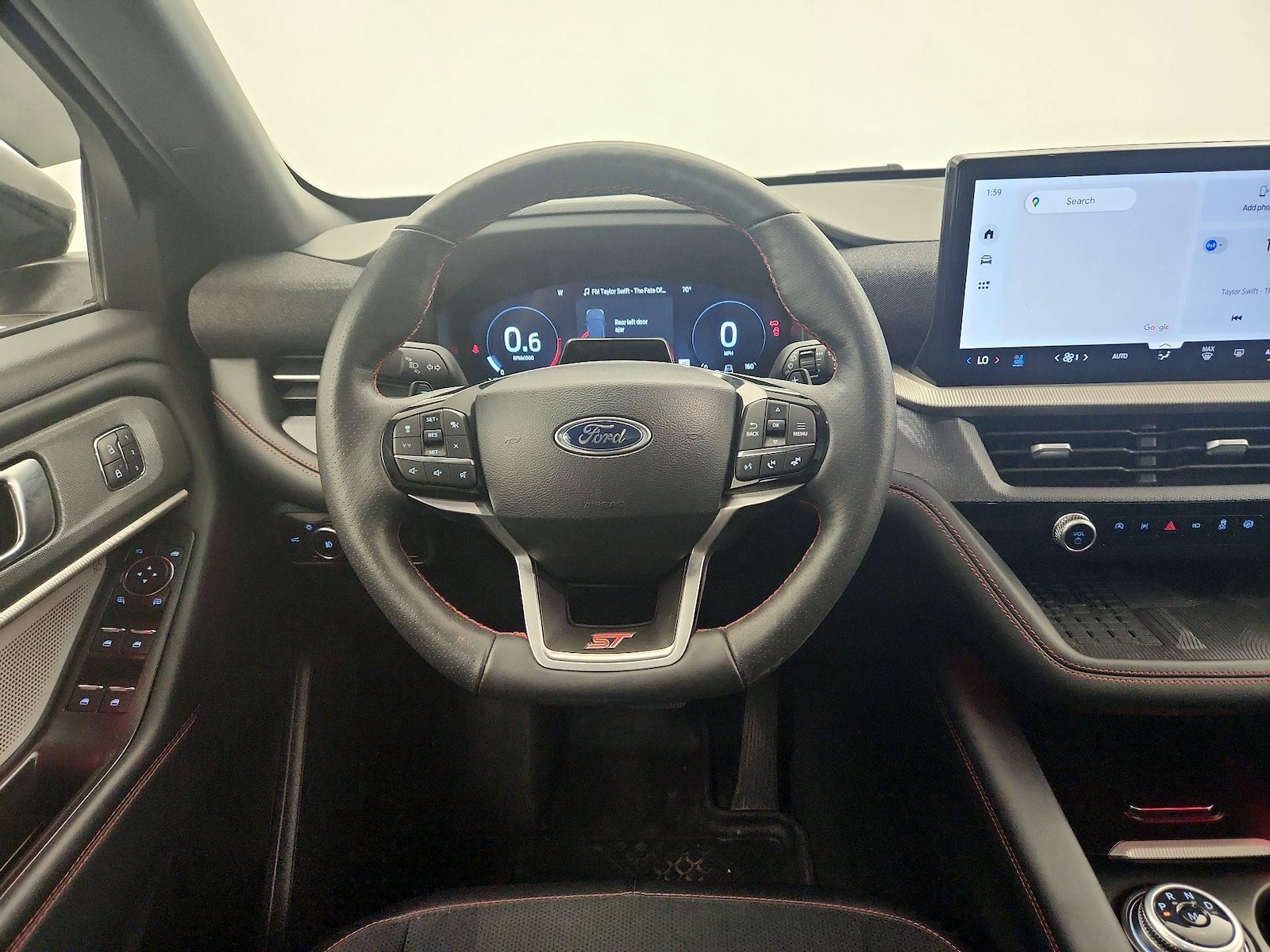 2025 Ford Explorer ST - Photo 9