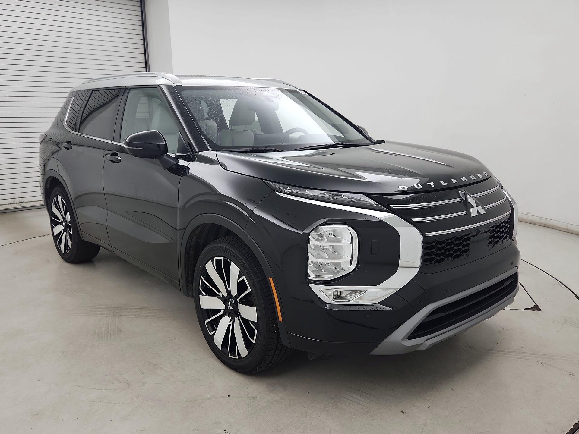 Black 2025 Mitsubishi Outlander SUV / Crossover All-Wheel Drive Automatic