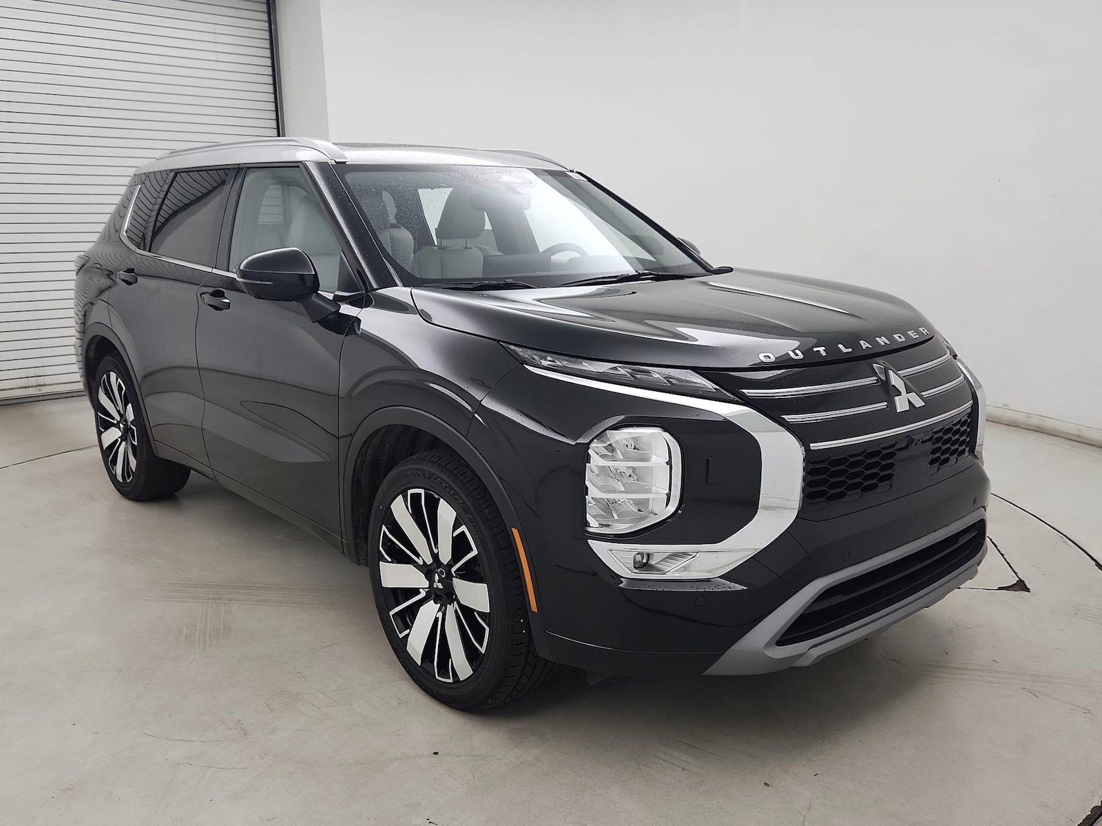 2025 Mitsubishi Outlander