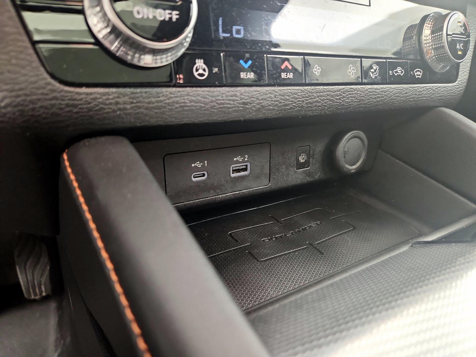 2022 Mitsubishi Outlander SEL - Photo 18