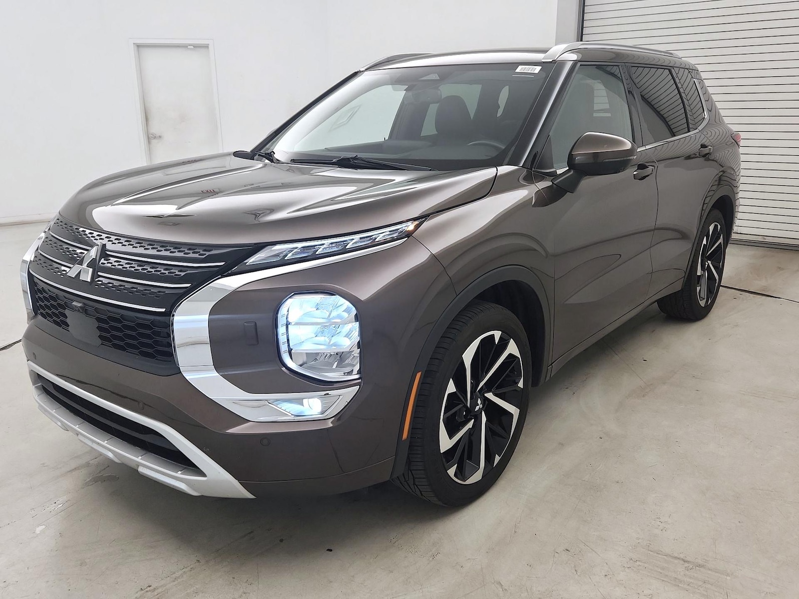 2022 Mitsubishi Outlander SEL - Photo 3