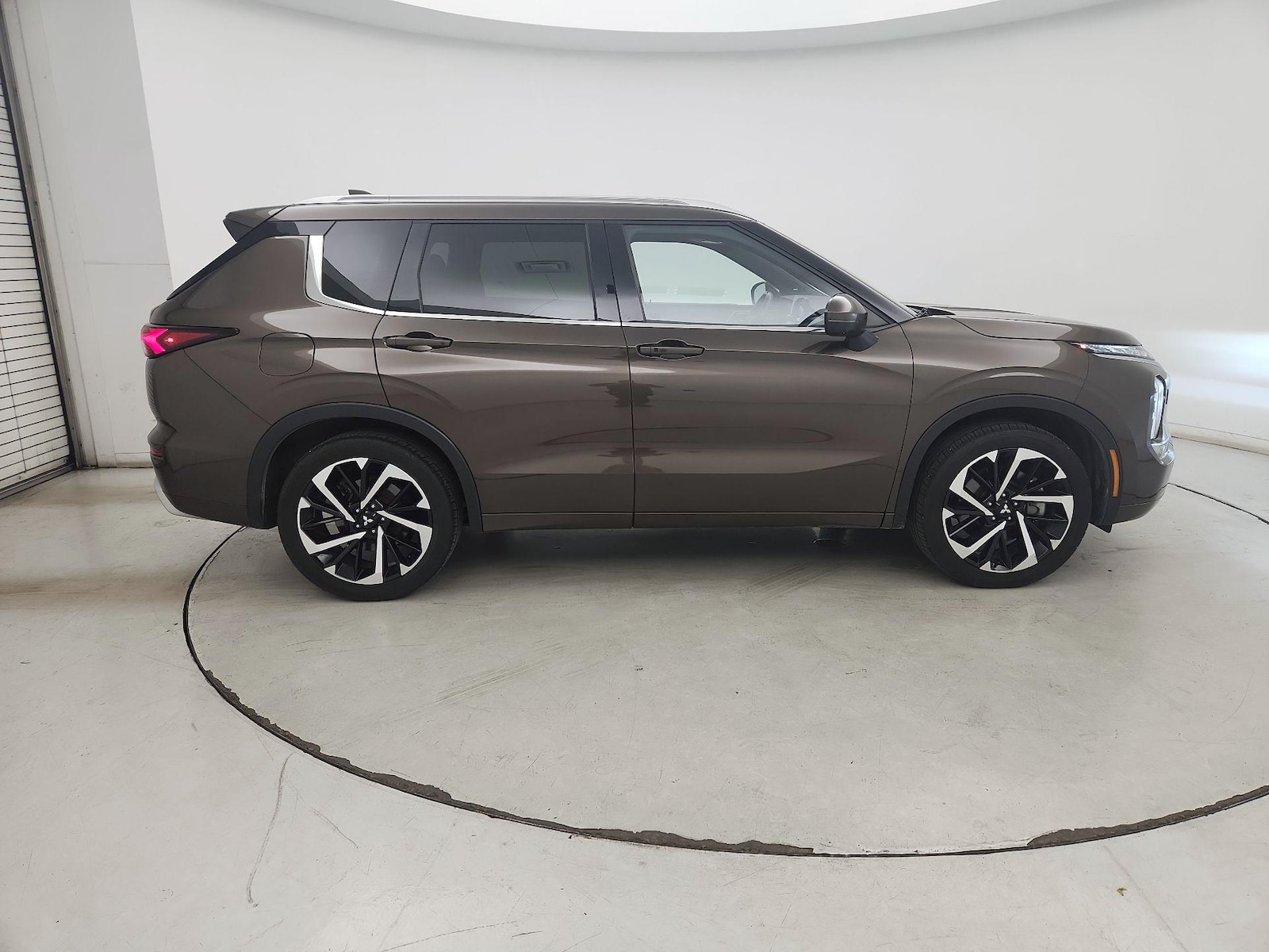 2022 Mitsubishi Outlander SEL - Photo 4