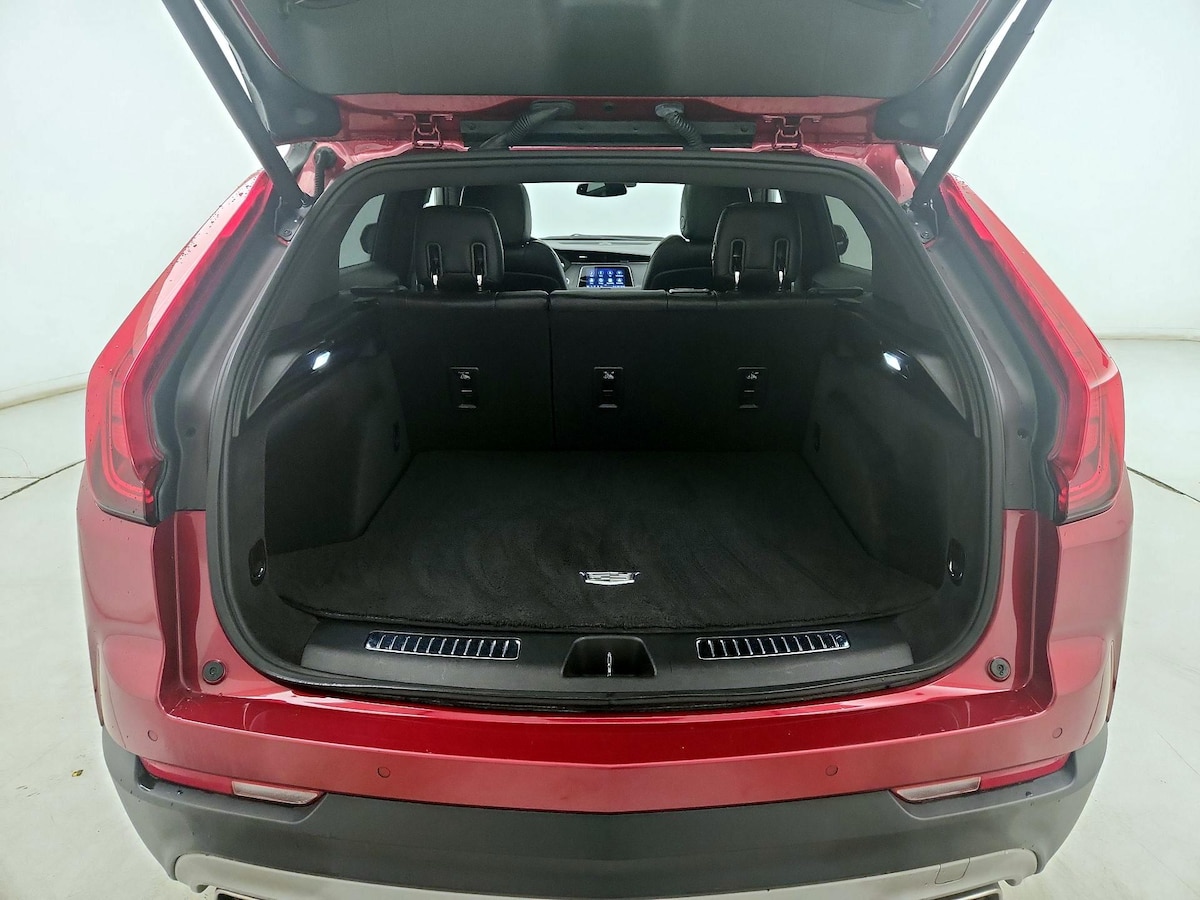 Trunk/Cargo (Seats Up)