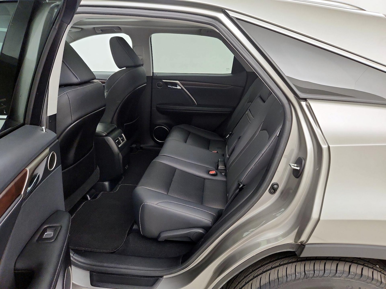 2022 Lexus RX 350 - Photo 22