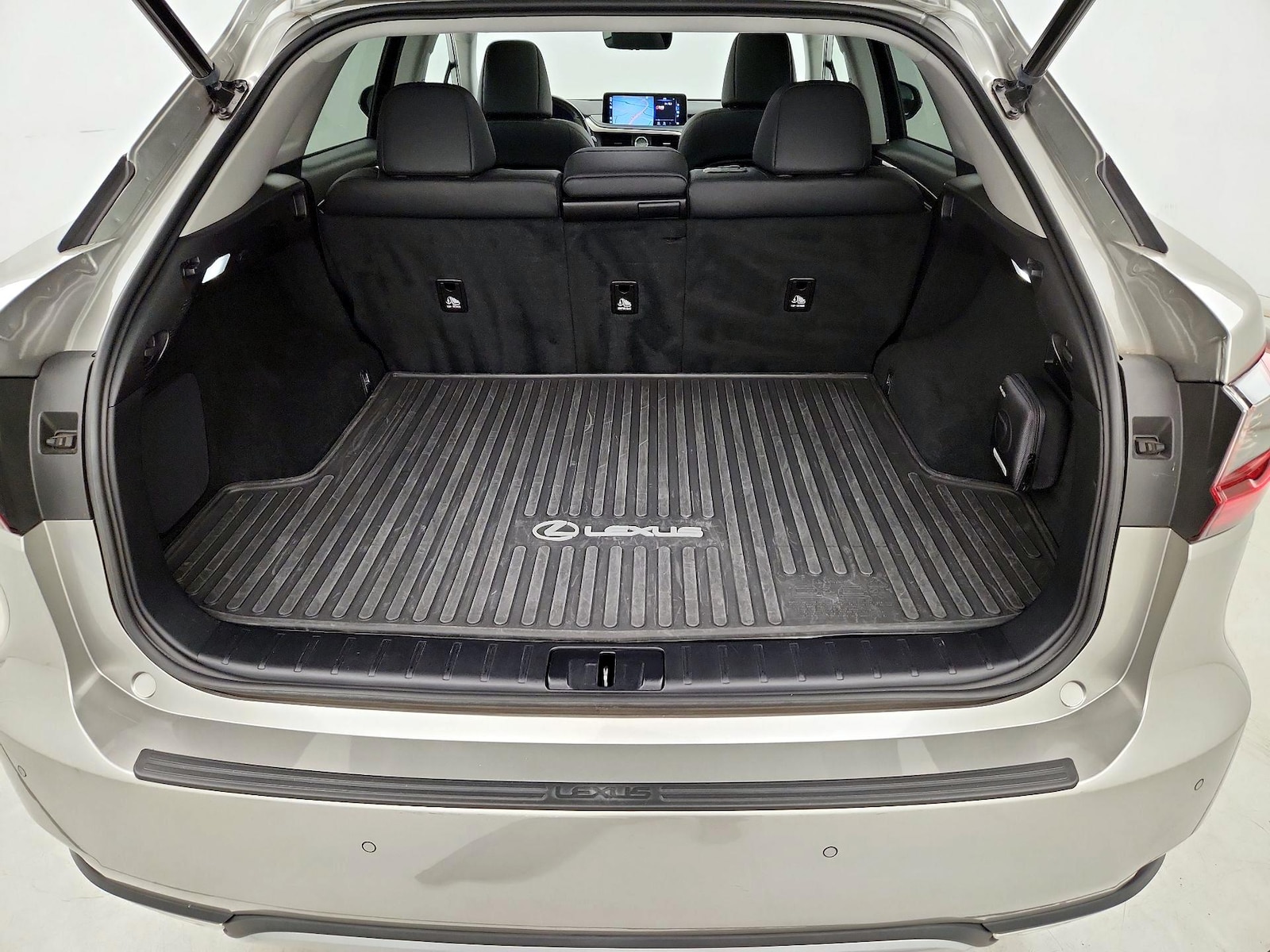 2022 Lexus RX 350 - Photo 23