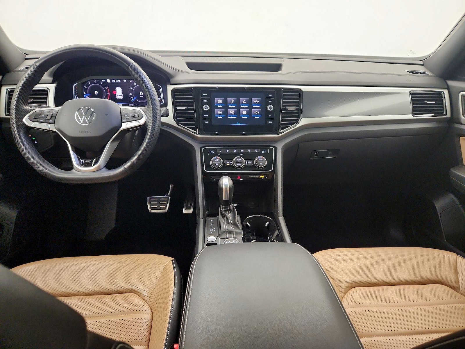 Apple CarPlay® & Android Auto™