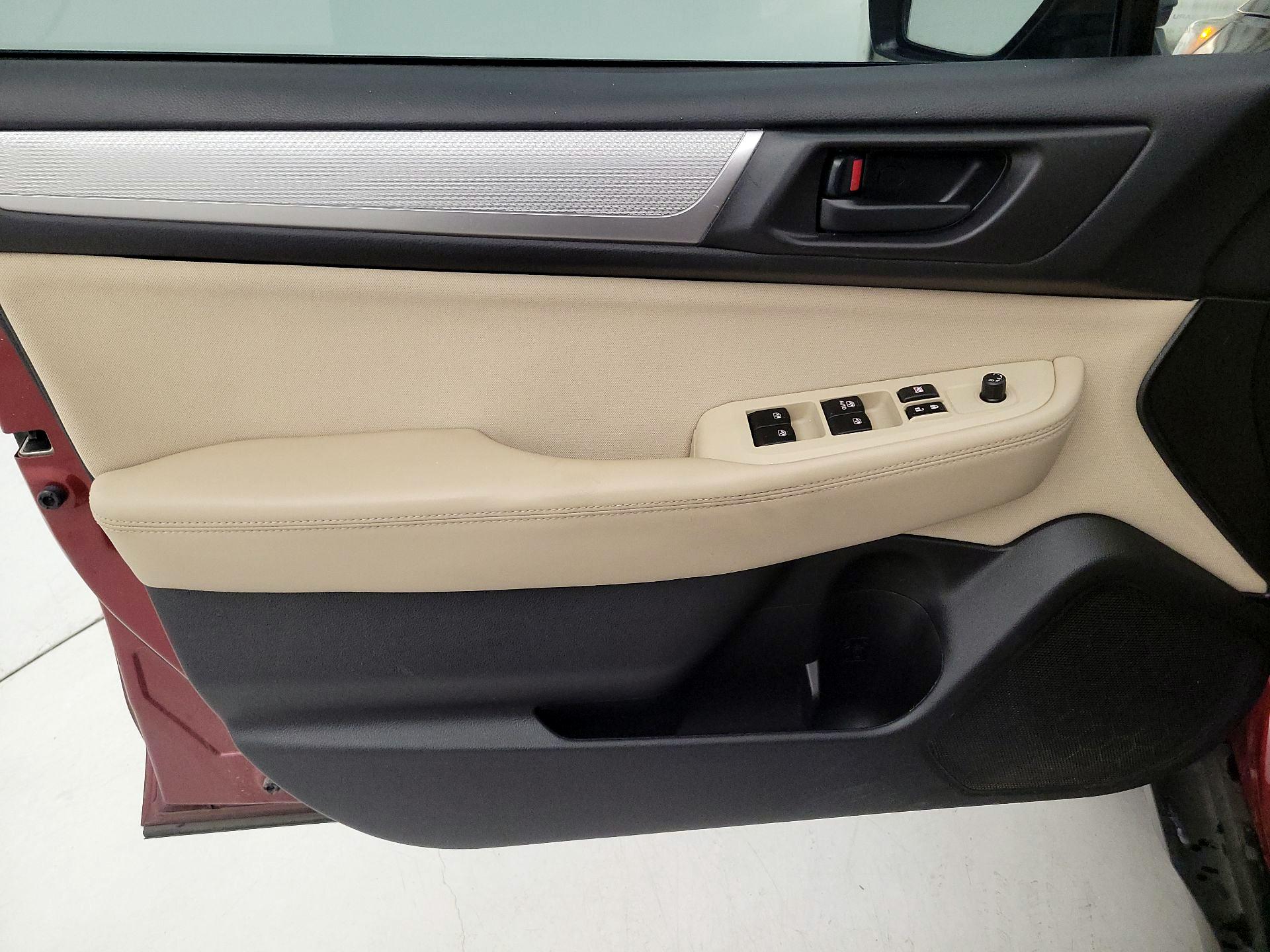 Thumbnail: 2017 Subaru Outback - 12