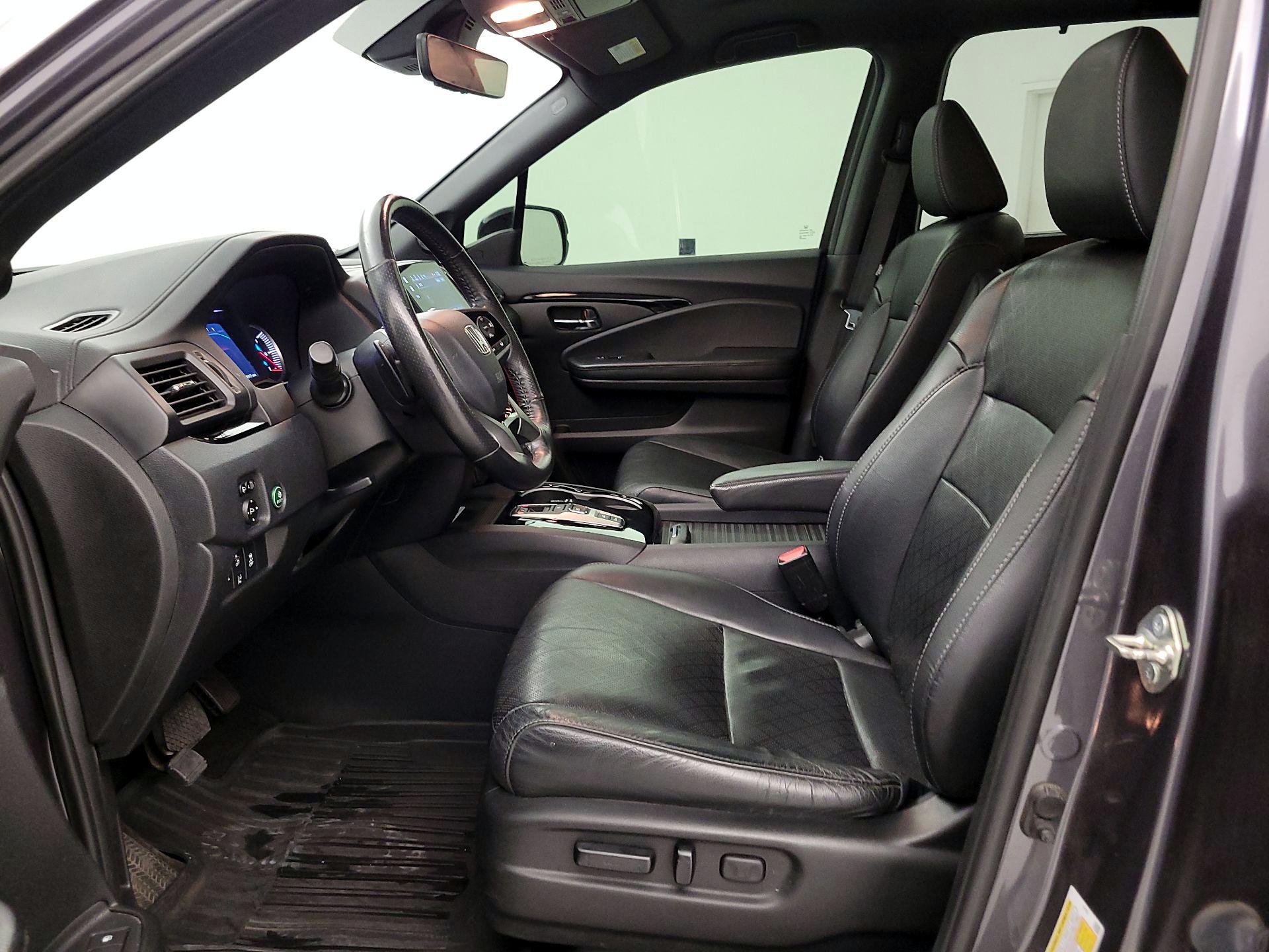 Thumbnail: 2019 Honda Passport - 11