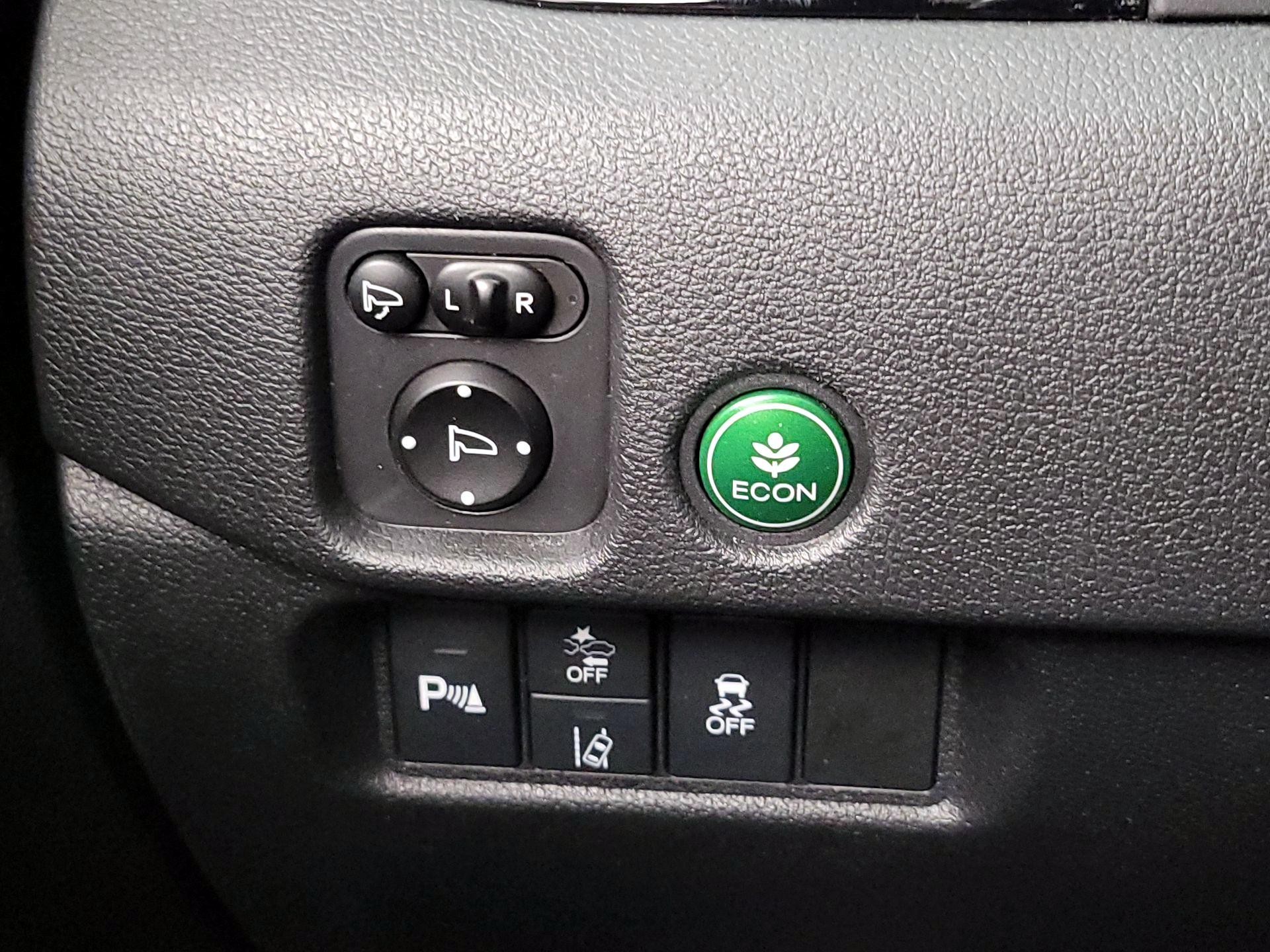 Thumbnail: 2019 Honda Passport - 13
