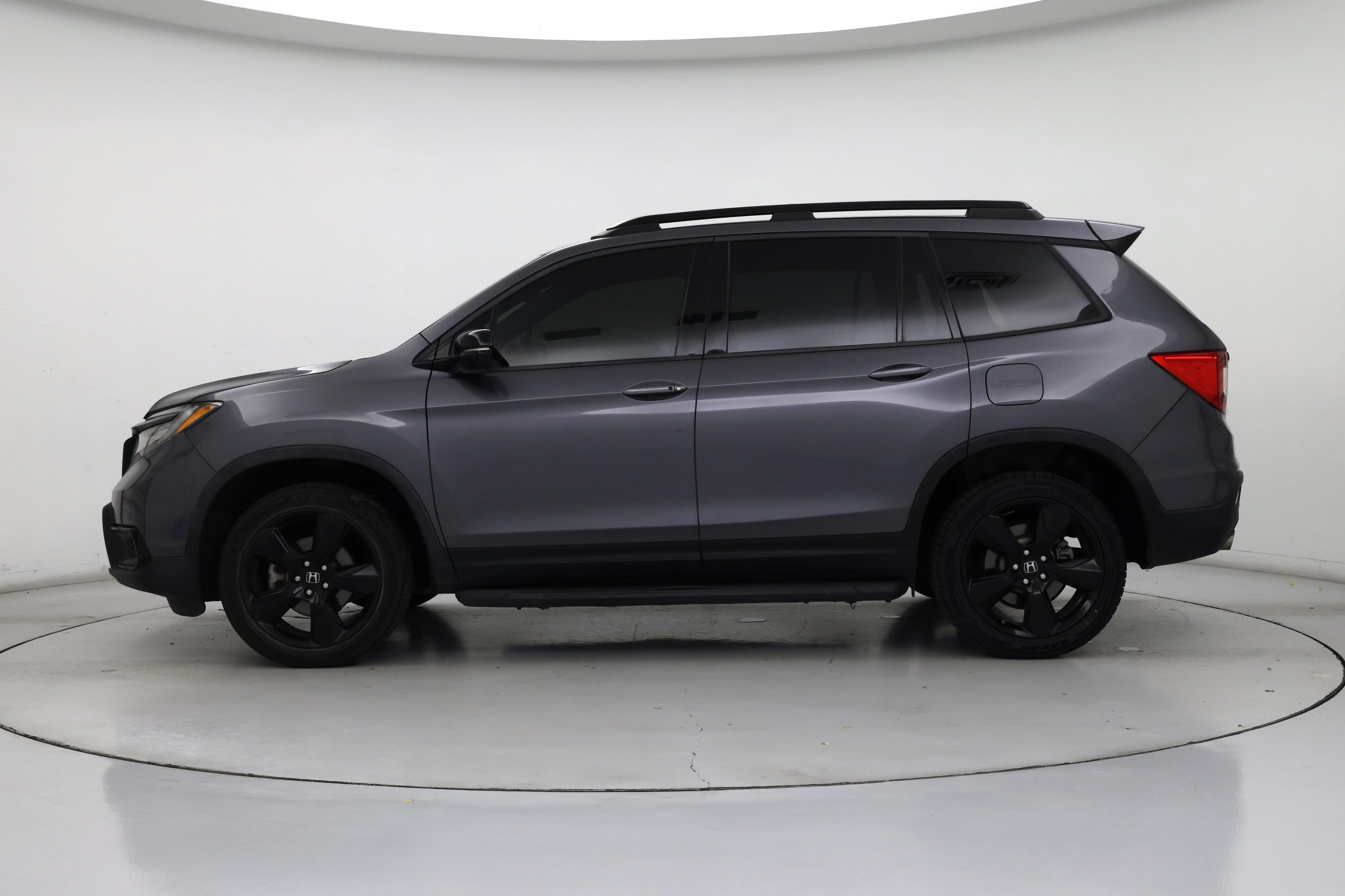 Thumbnail: 2019 Honda Passport - 3