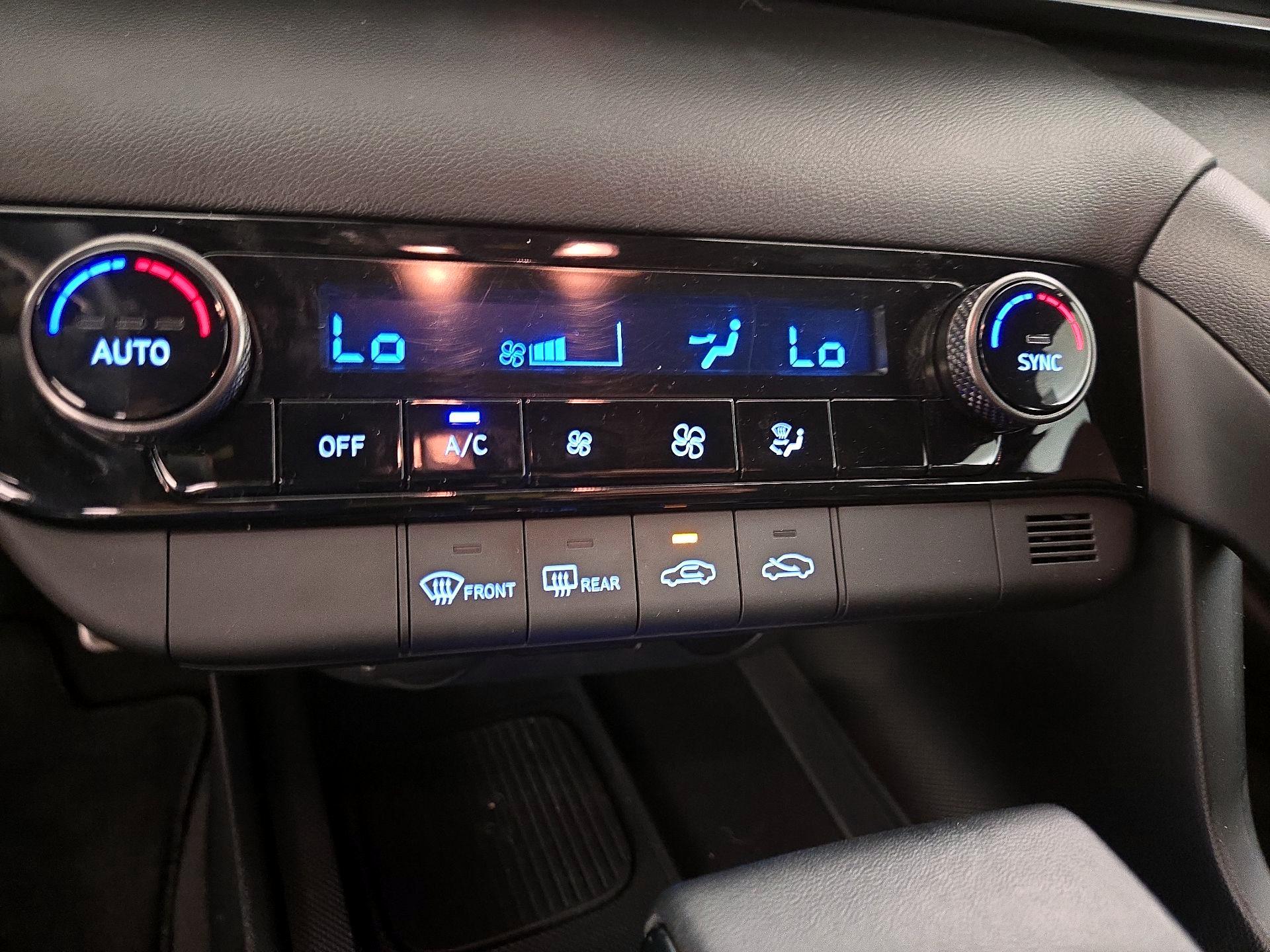 Thumbnail: 2025 Hyundai Elantra - 16