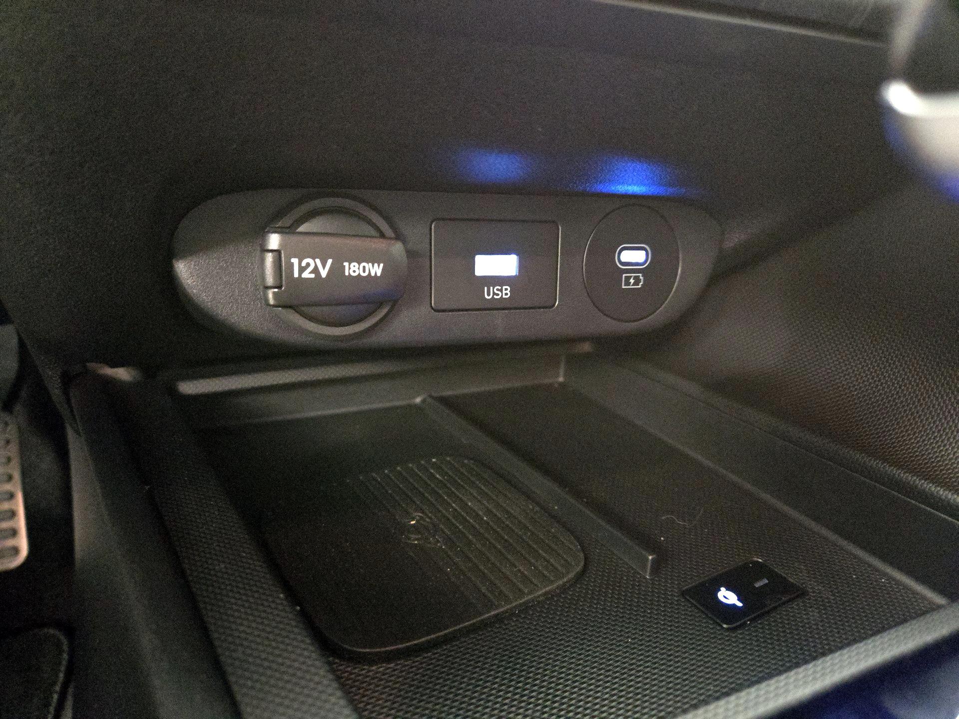 Thumbnail: 2025 Hyundai Elantra - 18