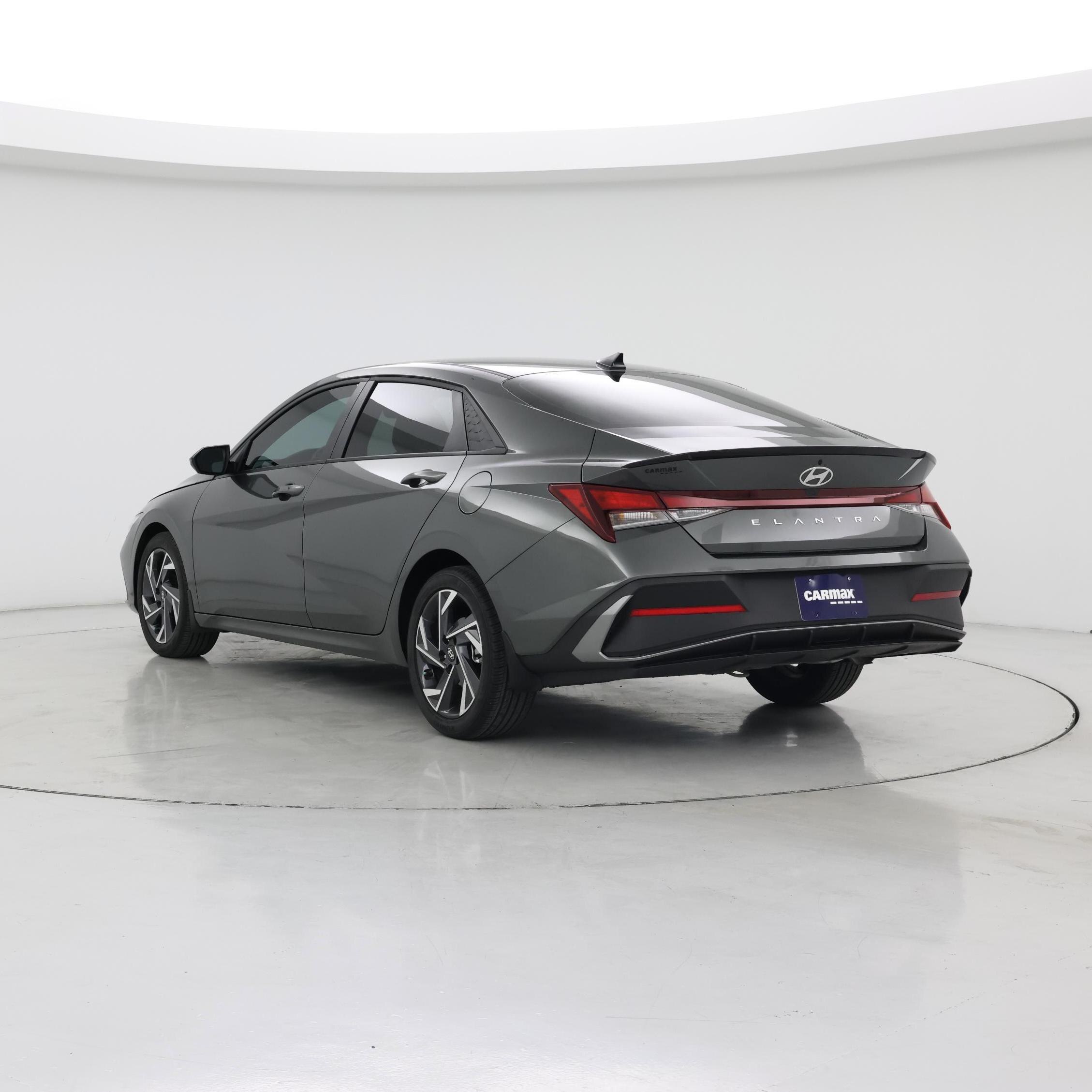 Thumbnail: 2025 Hyundai Elantra - 2