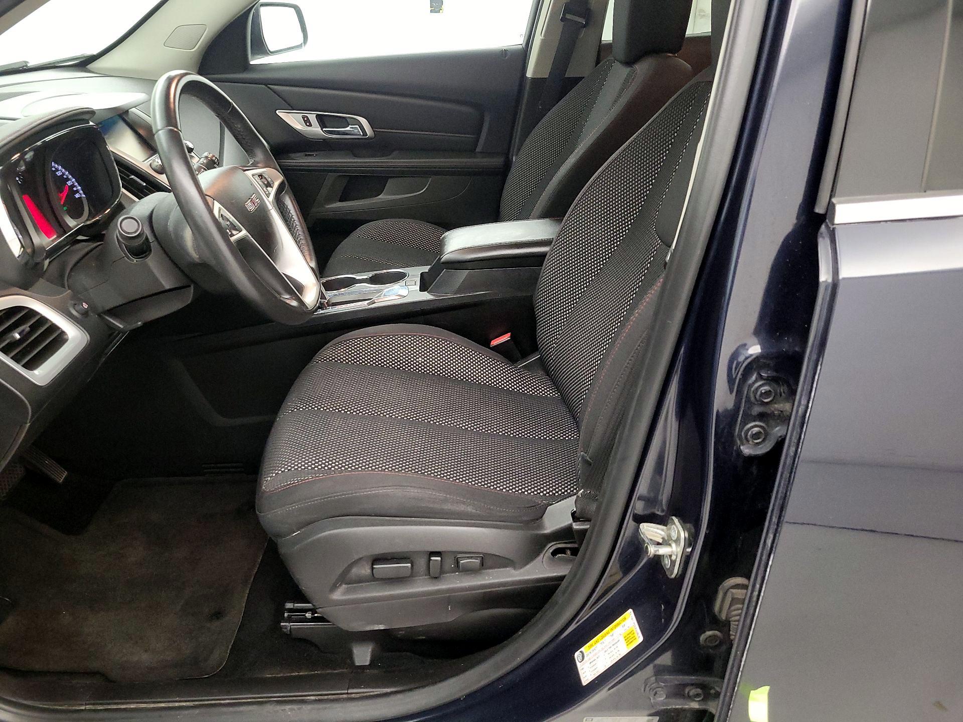 Thumbnail: 2015 GMC Terrain - 11