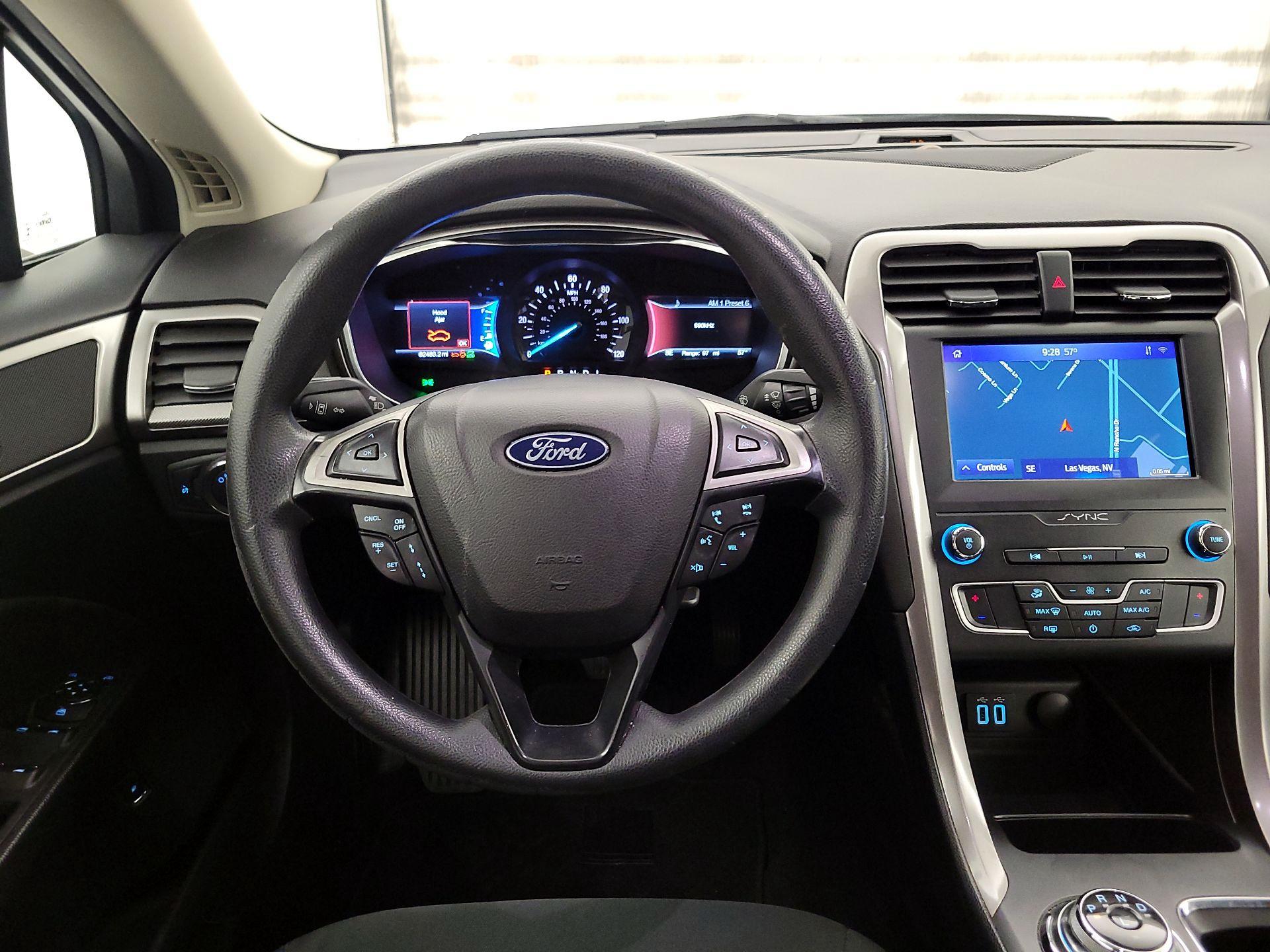 Thumbnail: 2020 Ford Fusion - 10
