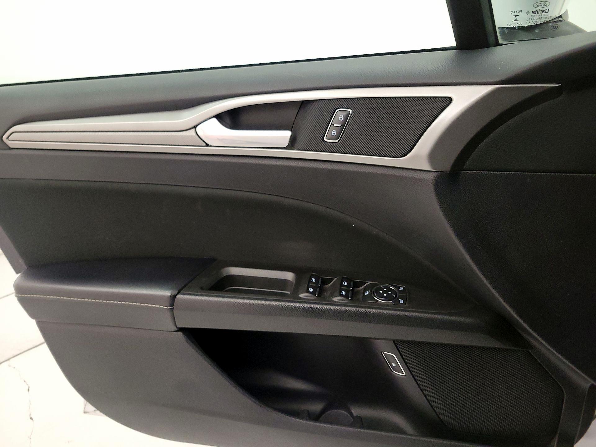 Thumbnail: 2020 Ford Fusion - 12