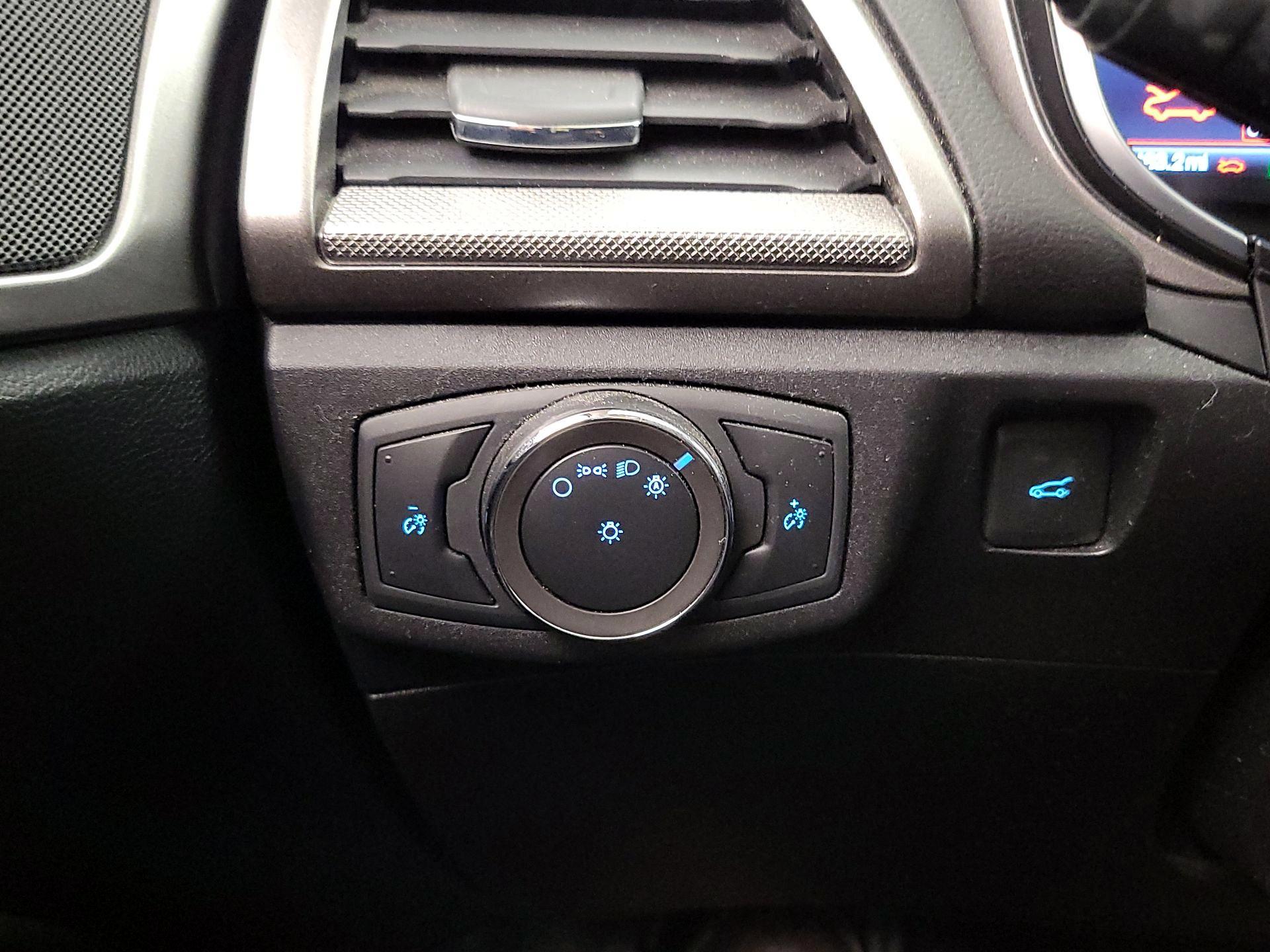 Thumbnail: 2020 Ford Fusion - 13