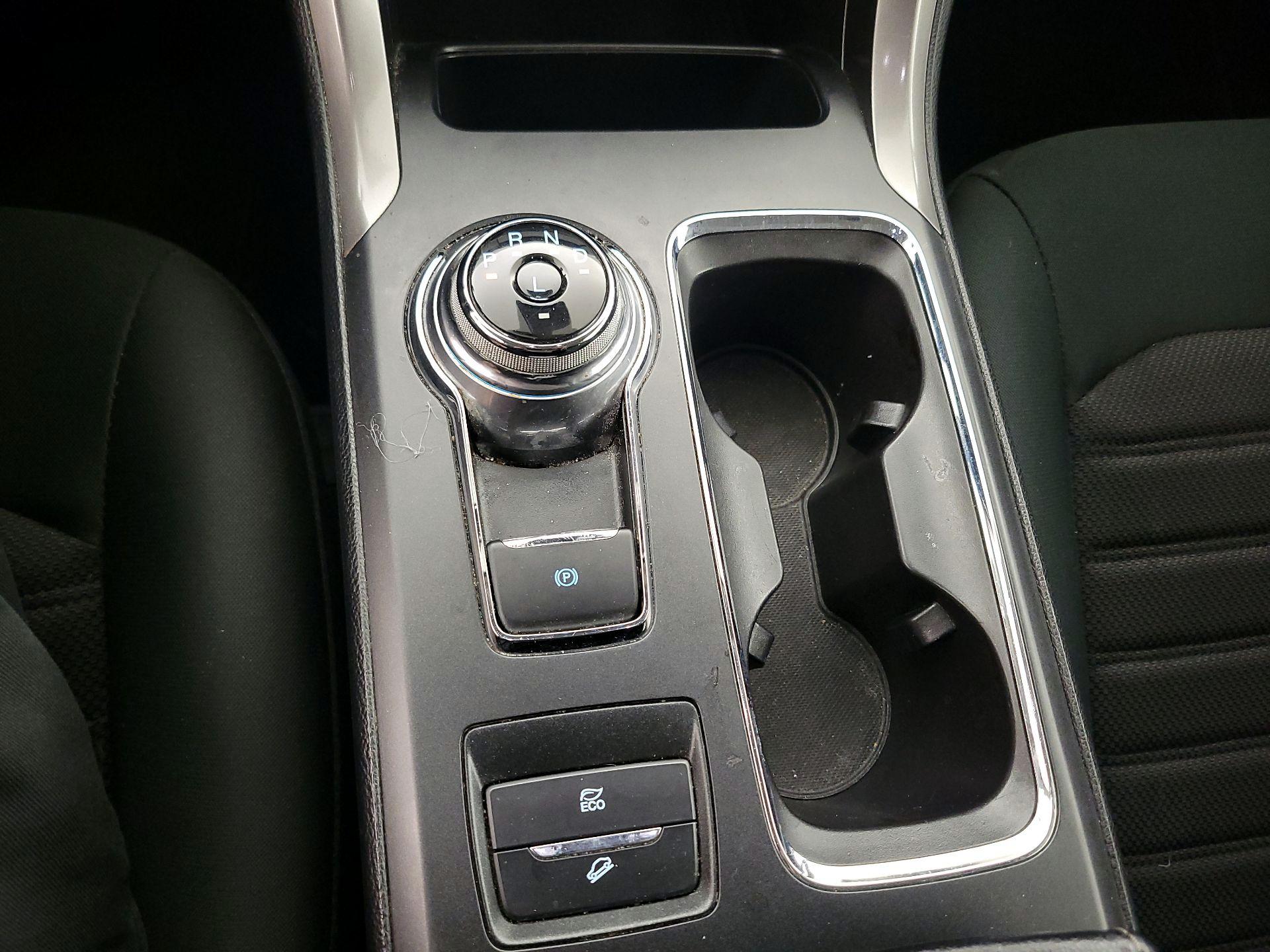 Thumbnail: 2020 Ford Fusion - 18