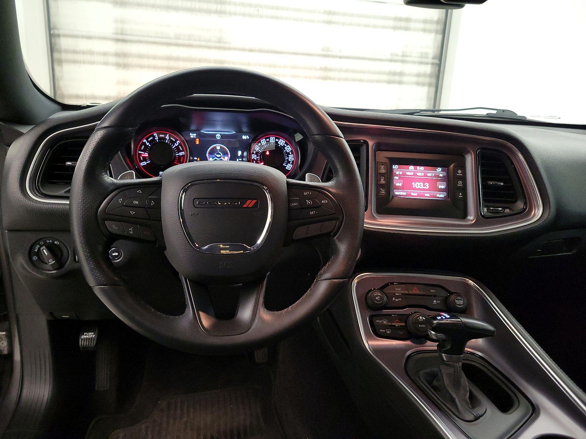 Thumbnail: 2016 Dodge Challenger - 9