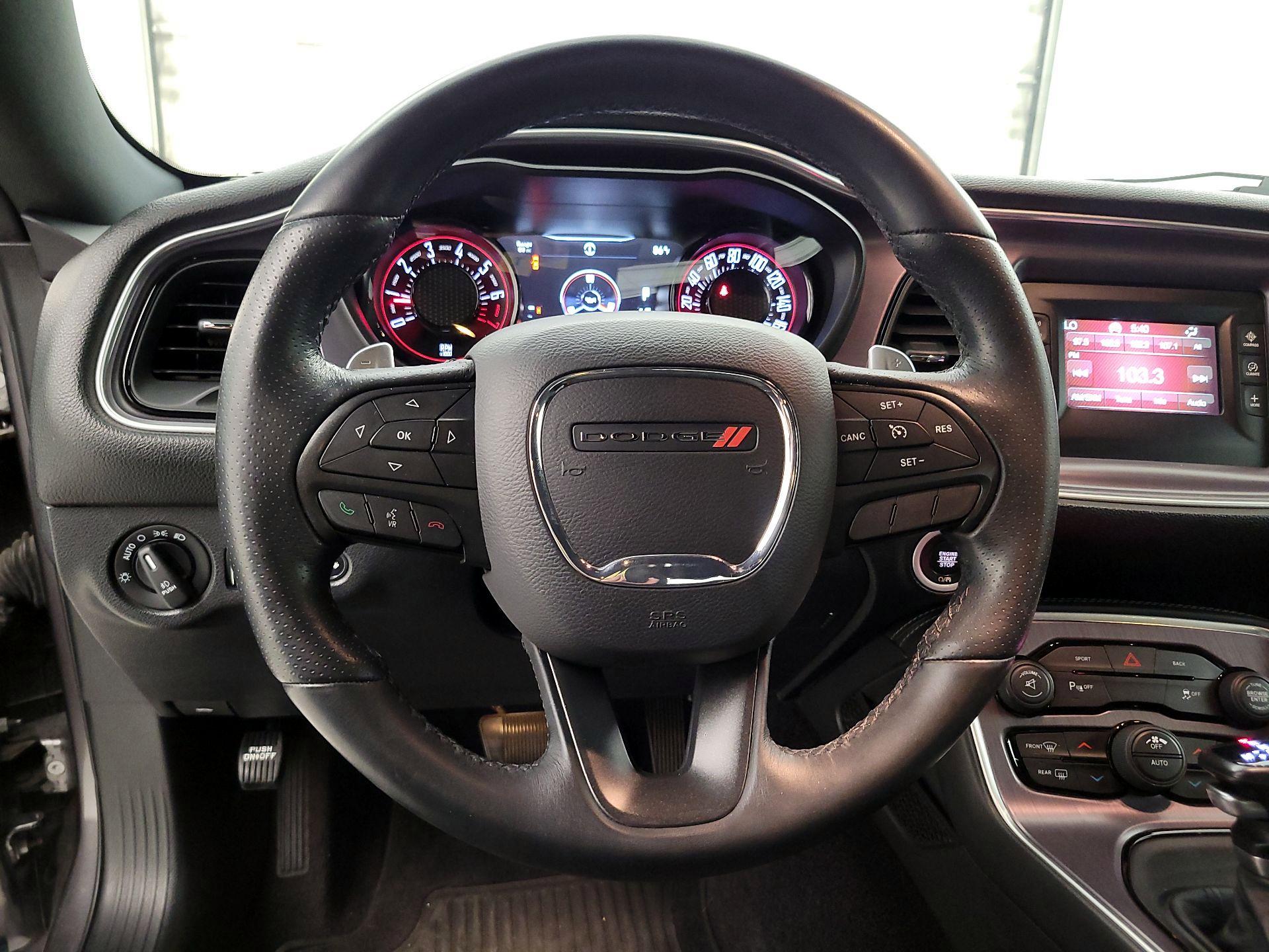 Thumbnail: 2016 Dodge Challenger - 10