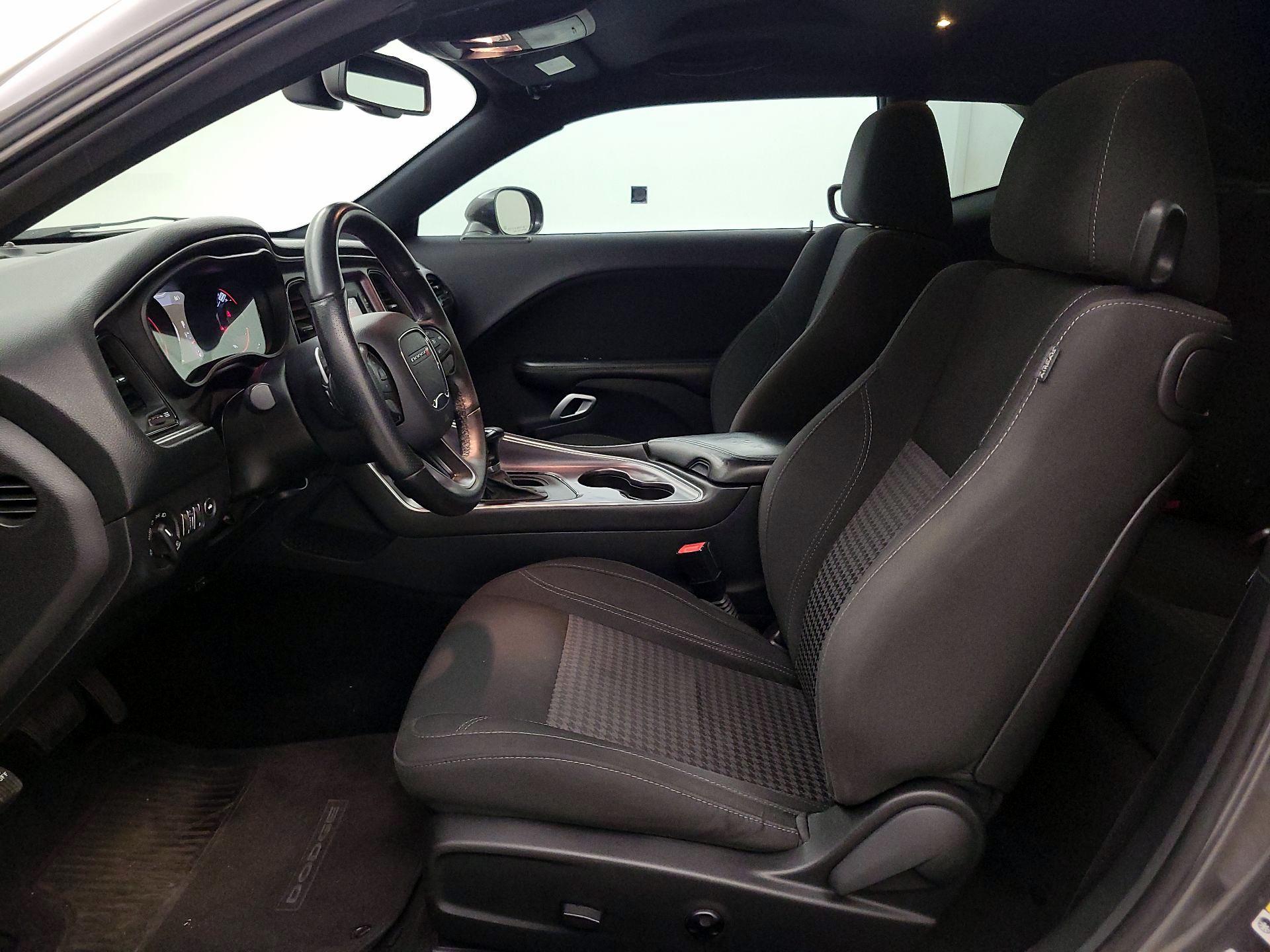 Thumbnail: 2016 Dodge Challenger - 11