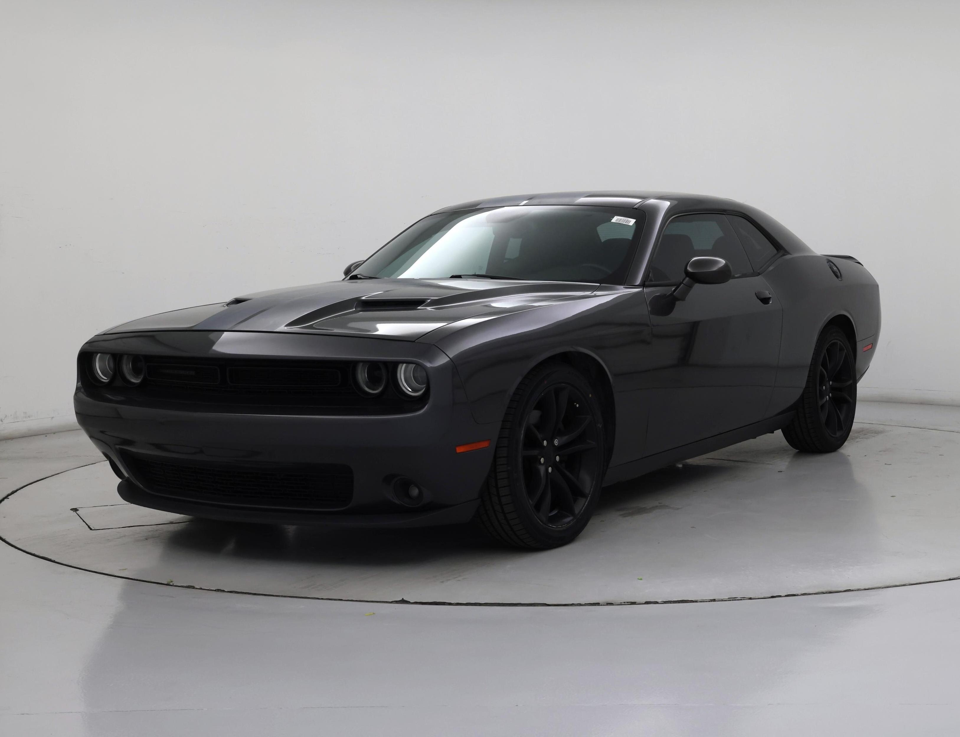 Thumbnail: 2016 Dodge Challenger - 4