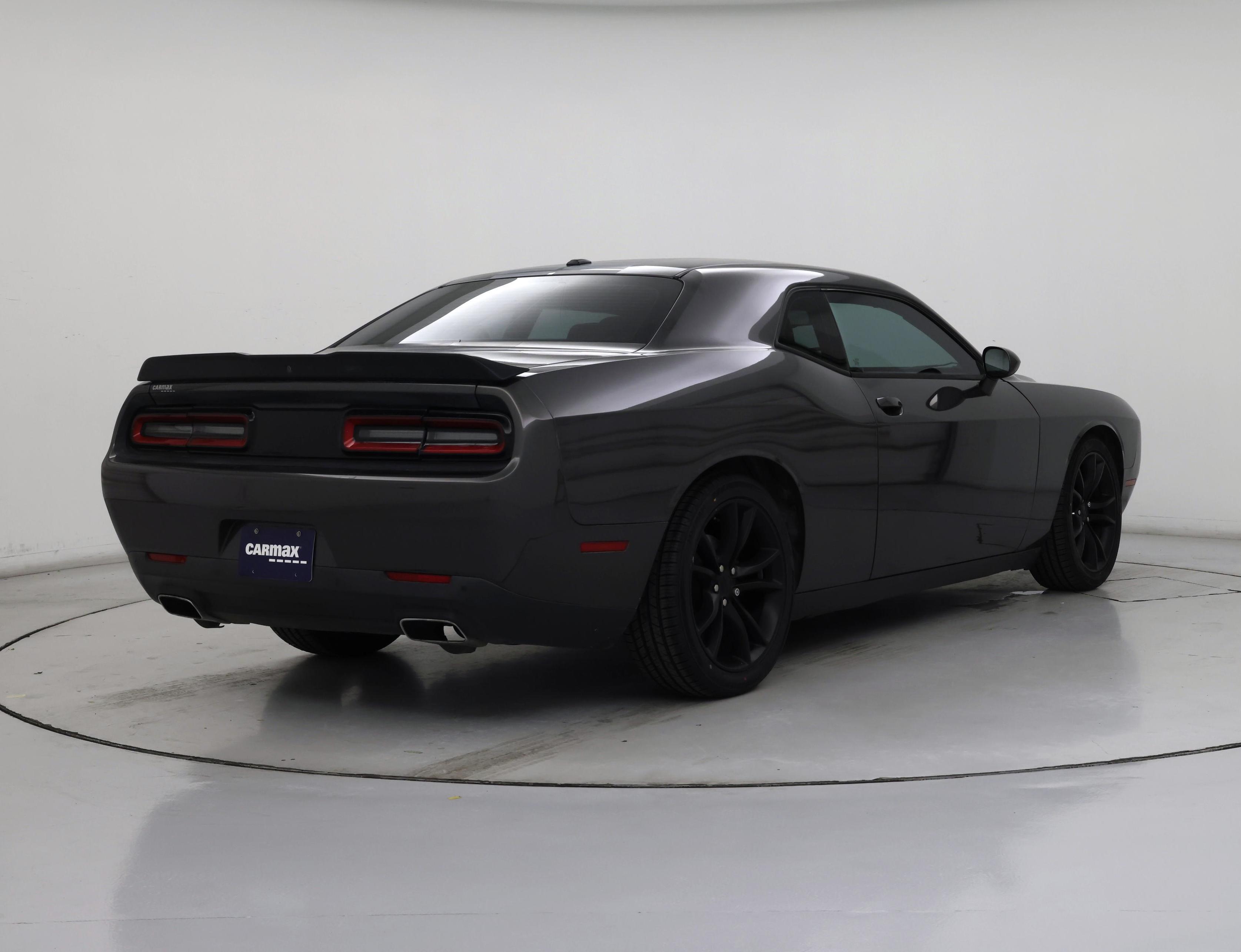 Thumbnail: 2016 Dodge Challenger - 8