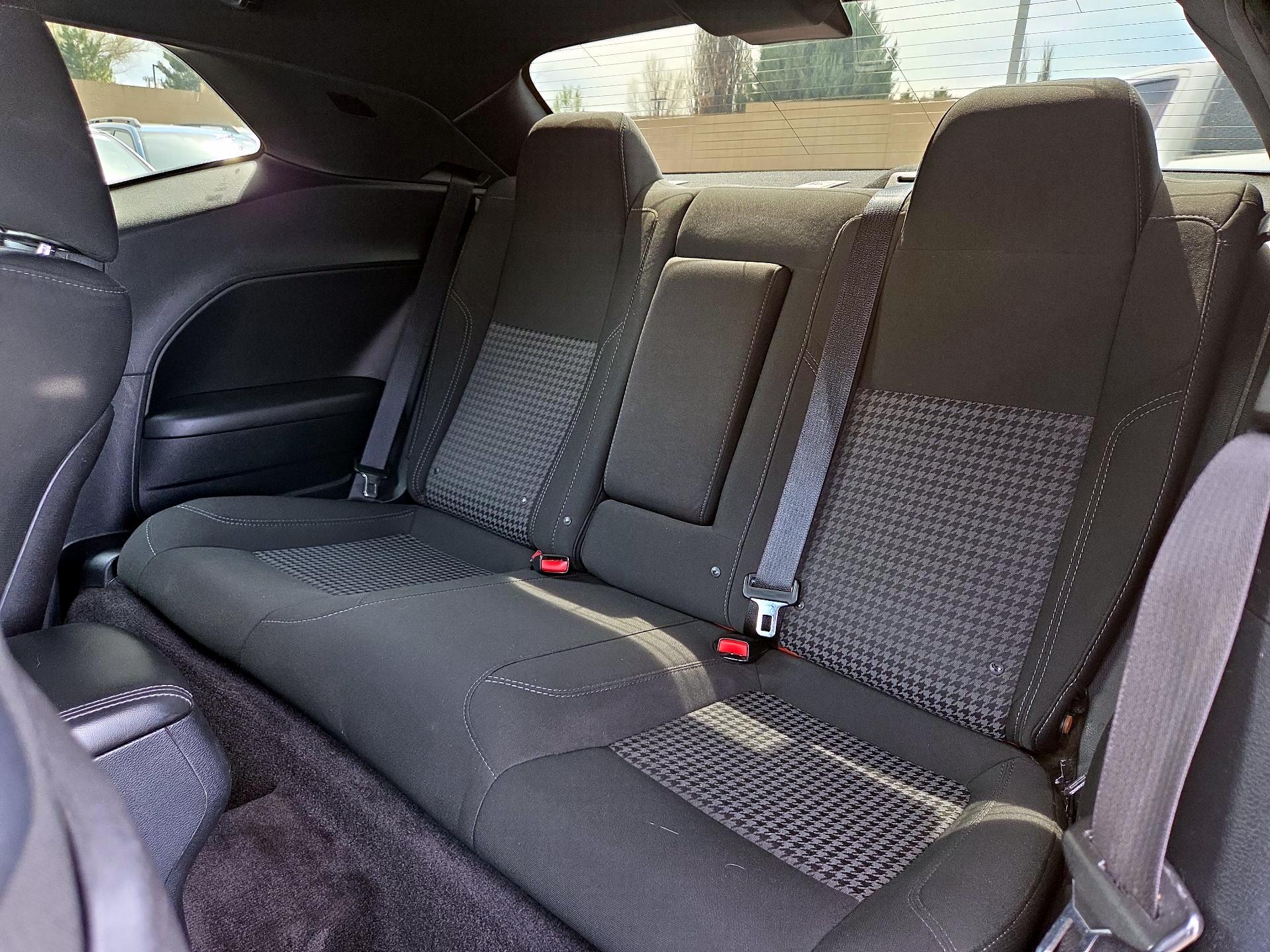 Thumbnail: 2016 Dodge Challenger - 15