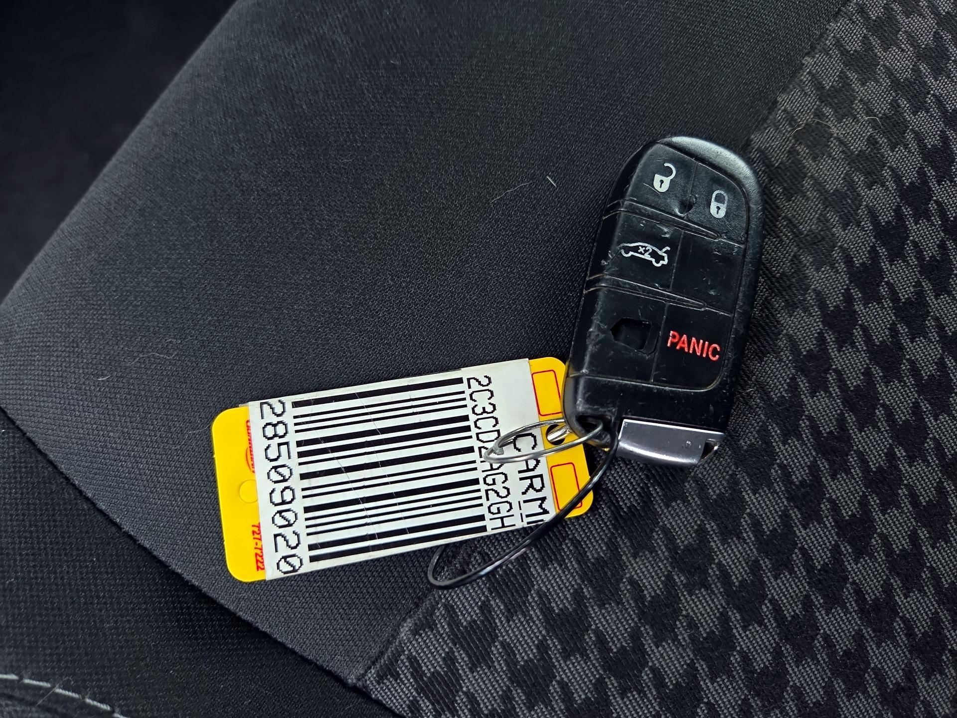 Thumbnail: 2016 Dodge Challenger - 18