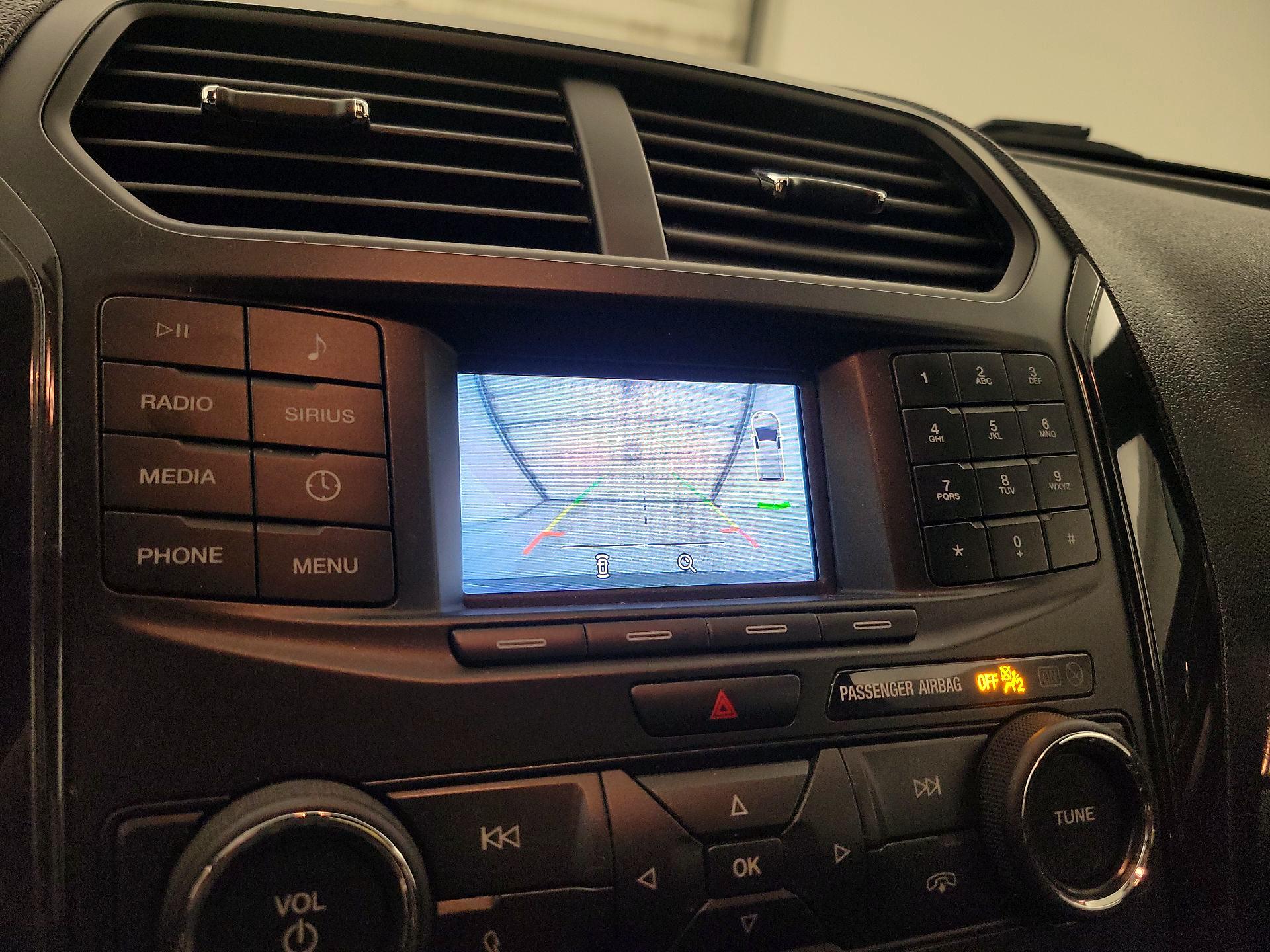 Thumbnail: 2019 Ford Explorer - 14