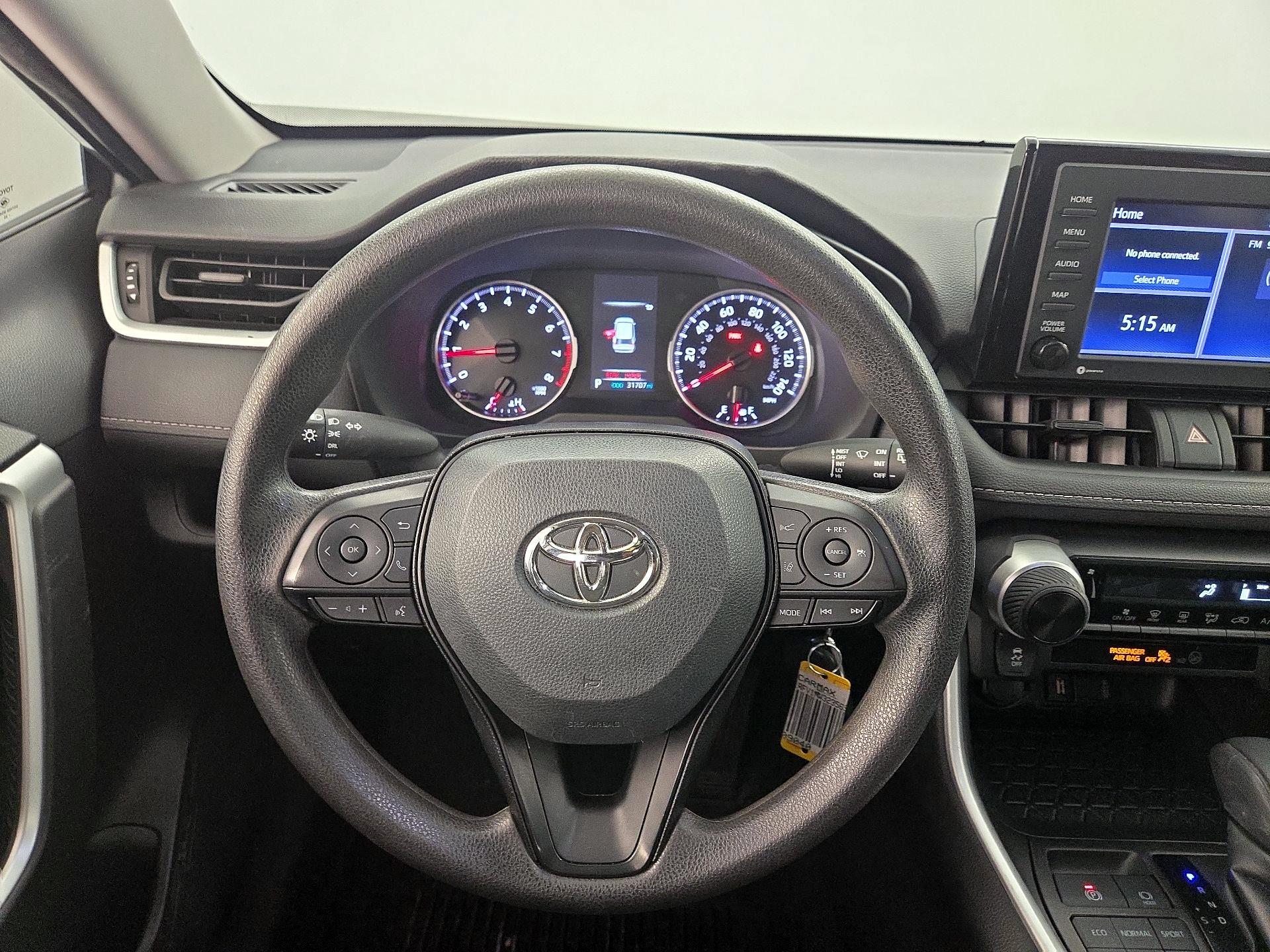 Thumbnail: 2022 Toyota RAV4 - 10